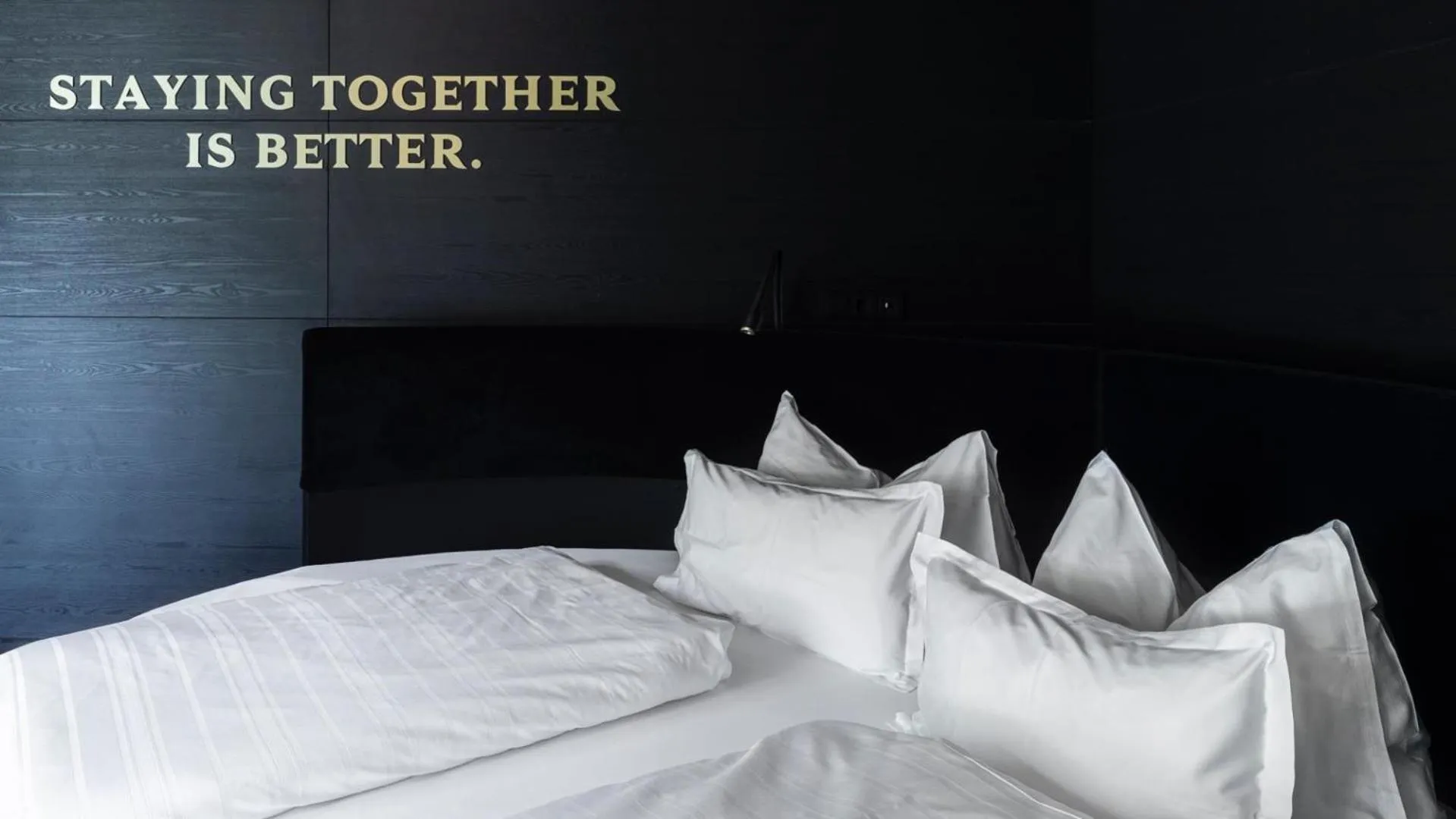 Bed in Prinz Rudolf Smart Hotel