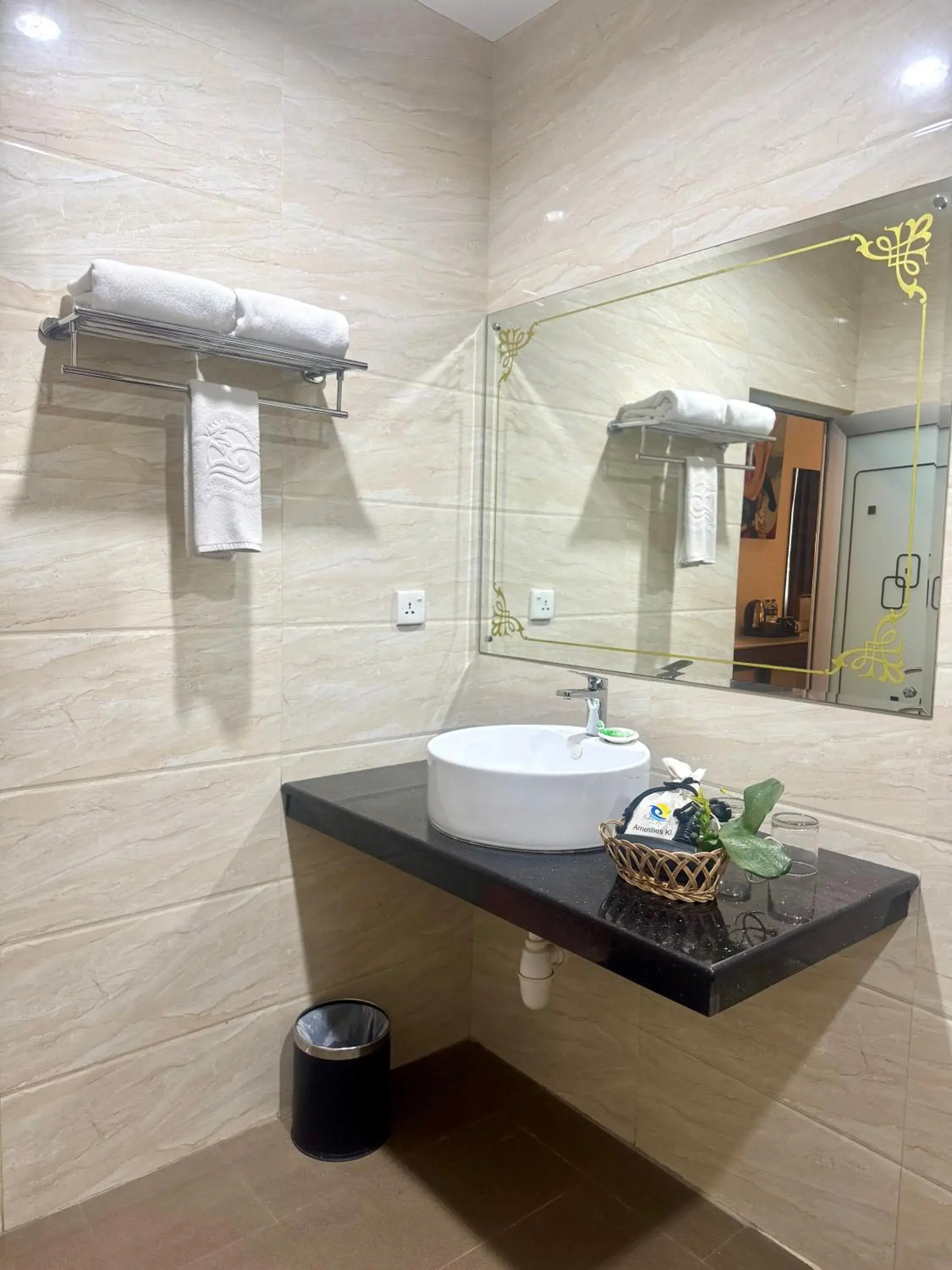 Bathroom in Batam Harbour Boutique Hotel & Spa Bathroom in Batam Harbour Boutique Hotel & Spa