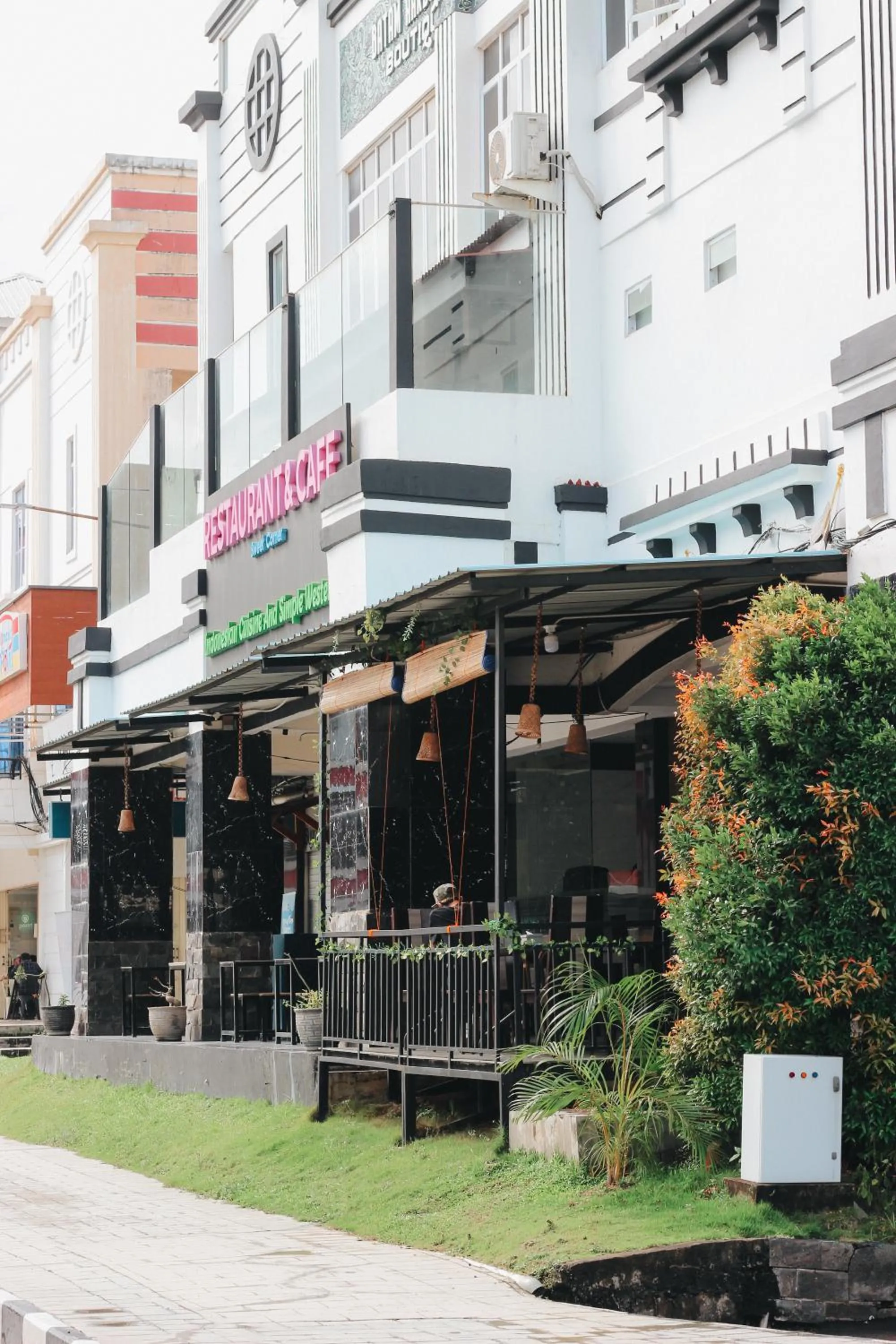 Facade/entrance in Batam Harbour Boutique Hotel & Spa