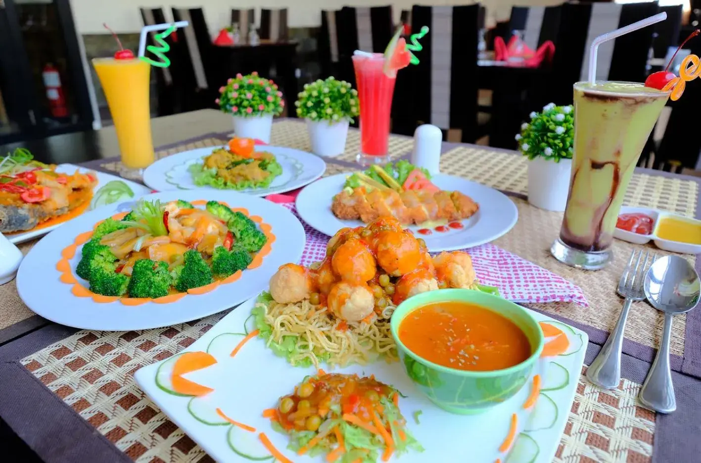 Deluxe Double or Twin Room with Balcony in Batam Harbour Boutique Hotel & Spa Deluxe Double or Twin Room with Balcony in Batam Harbour Boutique Hotel & Spa