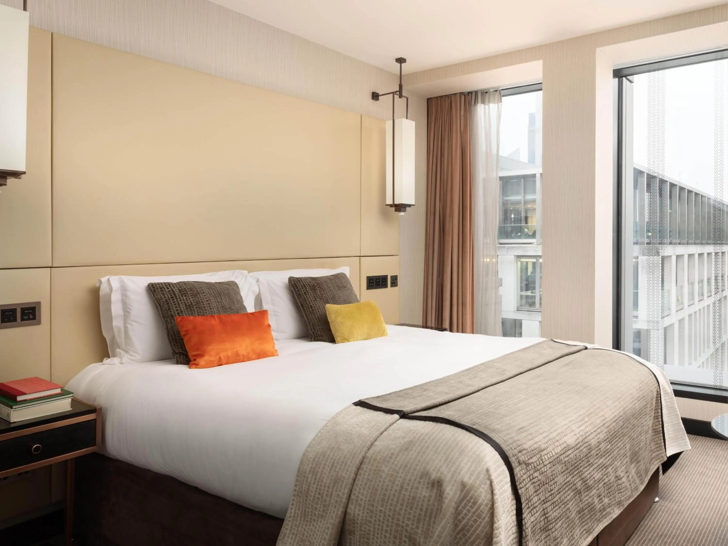 Bedroom, Bed in Montcalm Royal London House, London City