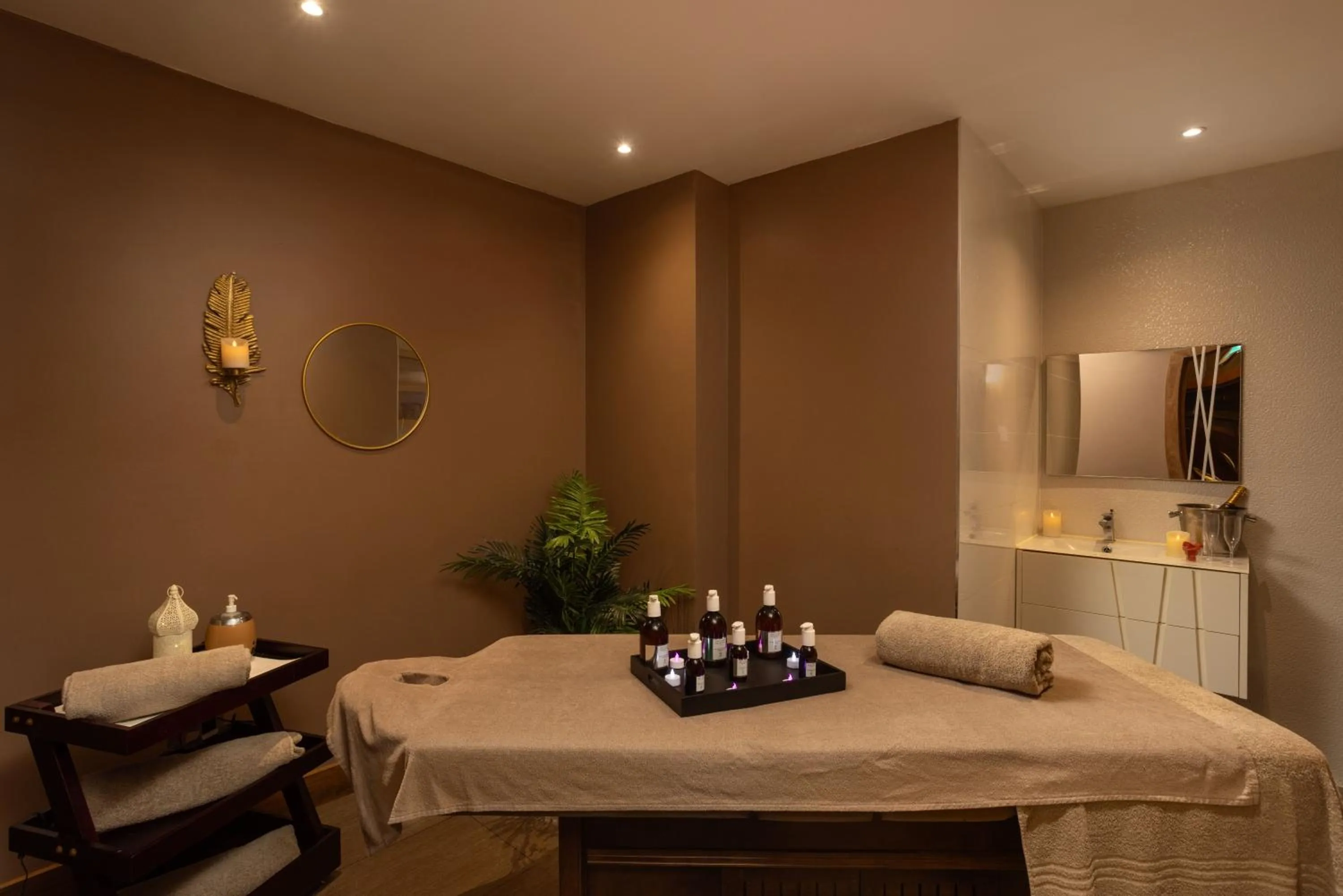 Massage in Montcalm Royal London House, London City