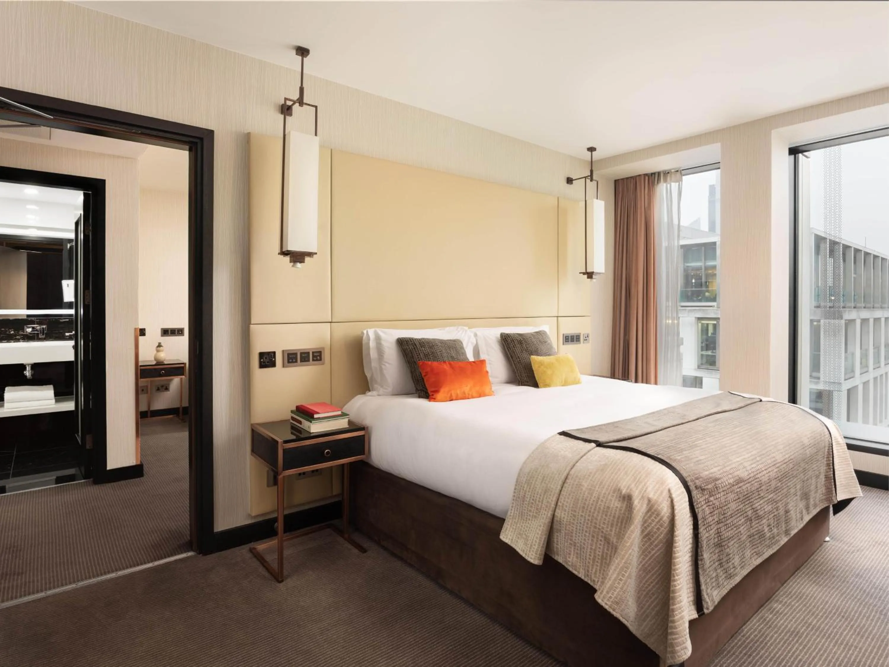 Bedroom, Bed in Montcalm Royal London House, London City