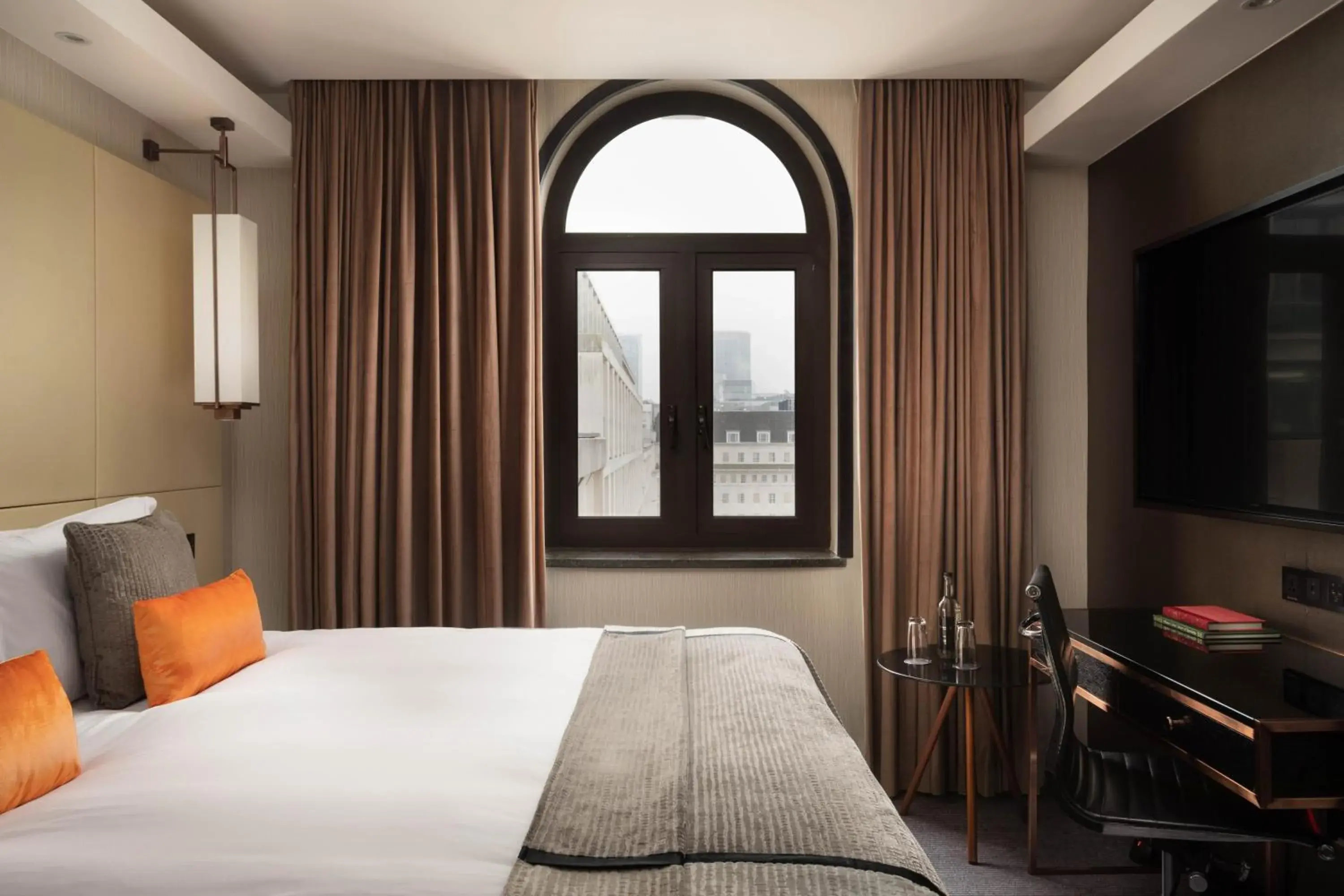 Bed in Montcalm Royal London House, London City Bed in Montcalm Royal London House, London City