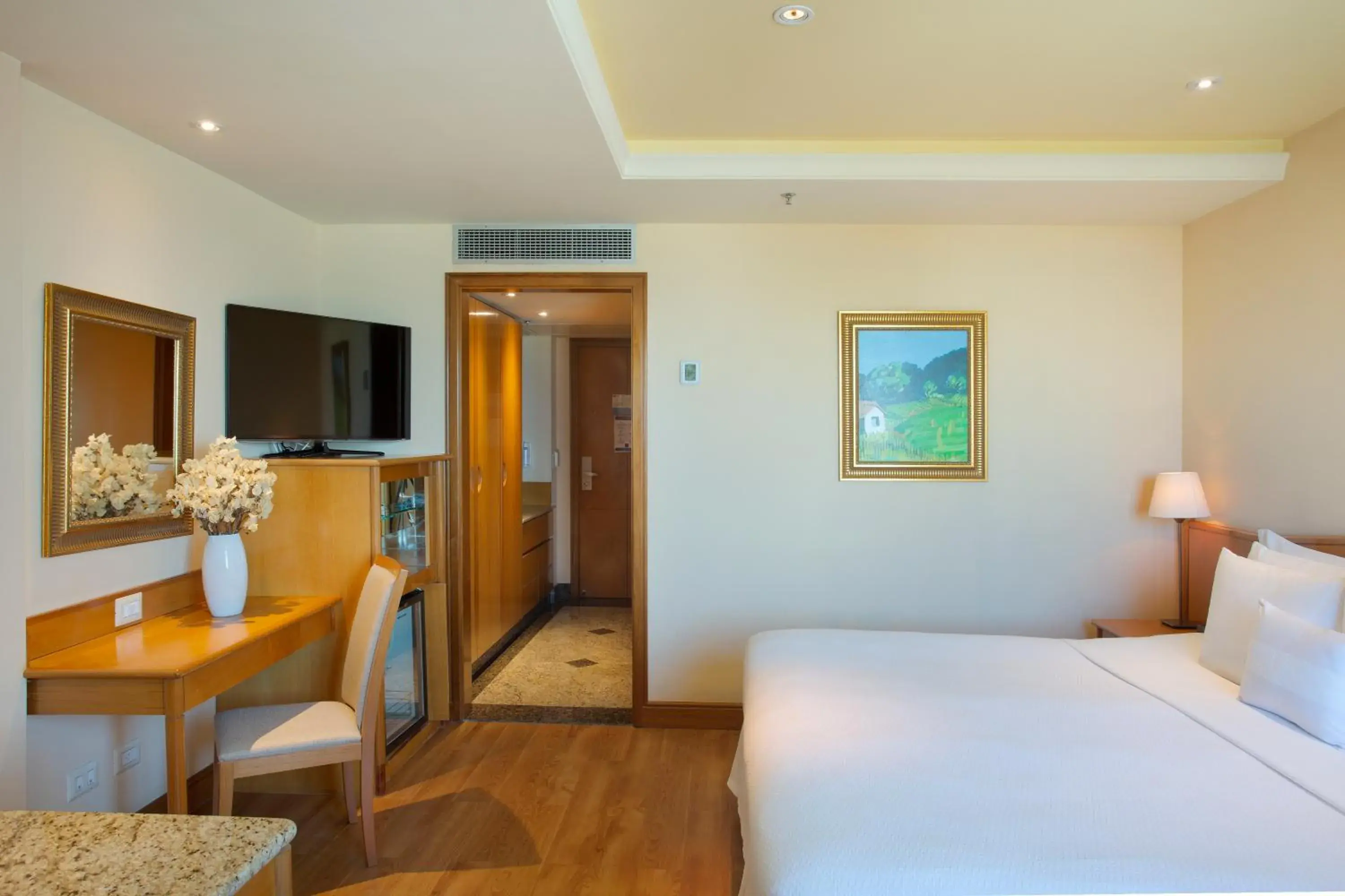 Bed in Windsor Barra Hotel Bed in Windsor Barra Hotel