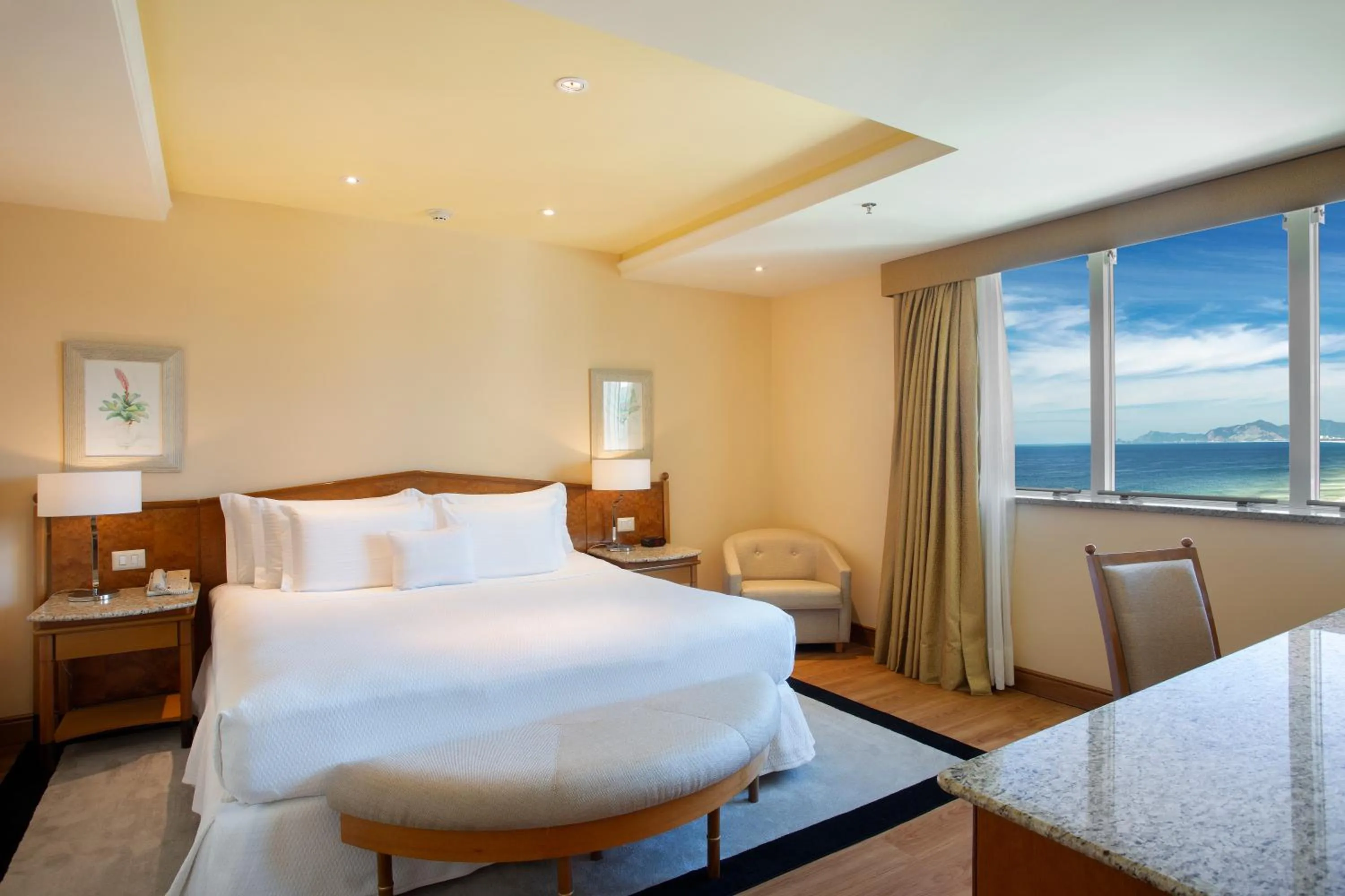 Bed in Windsor Barra Hotel