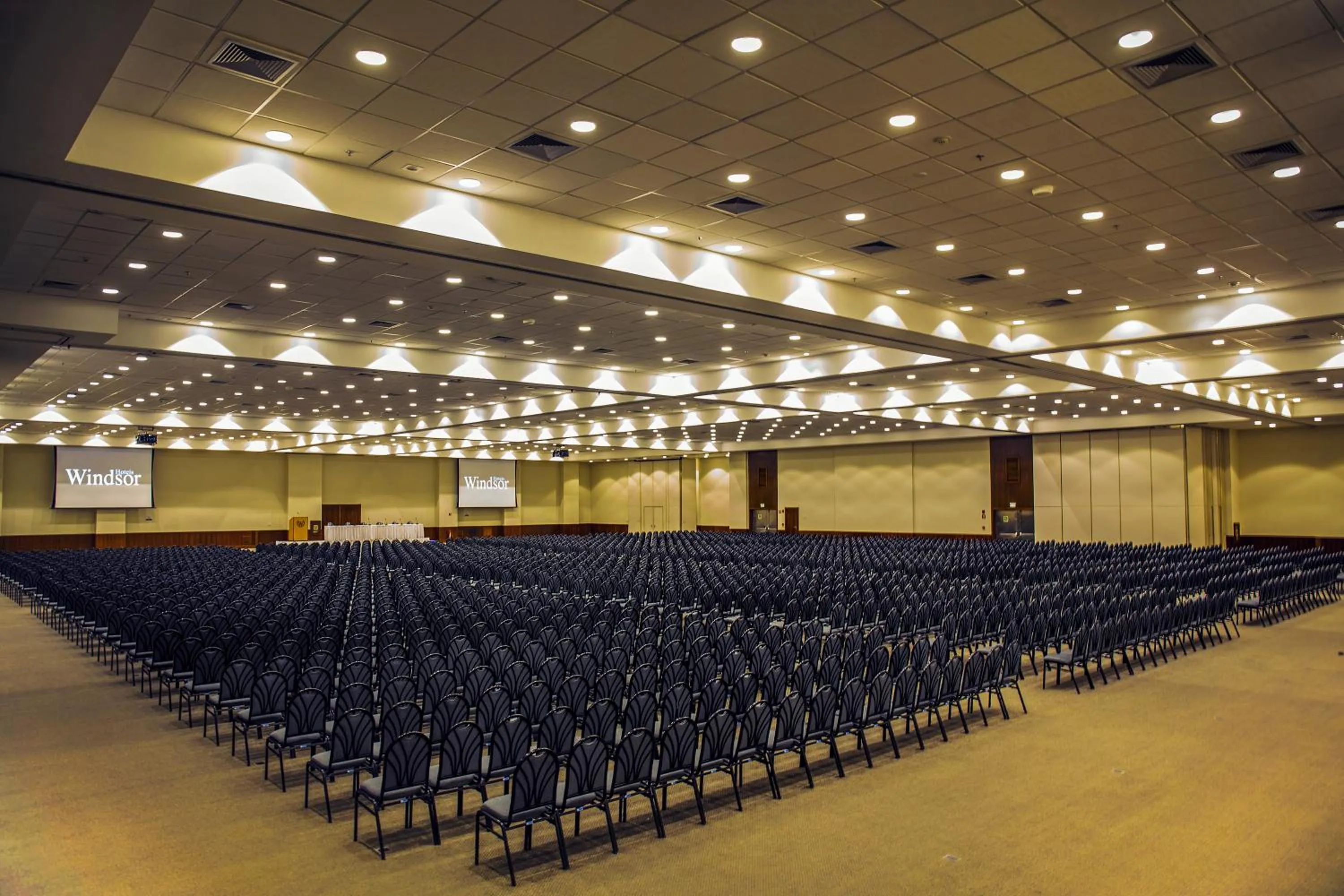 Banquet/Function facilities in Windsor Barra Hotel