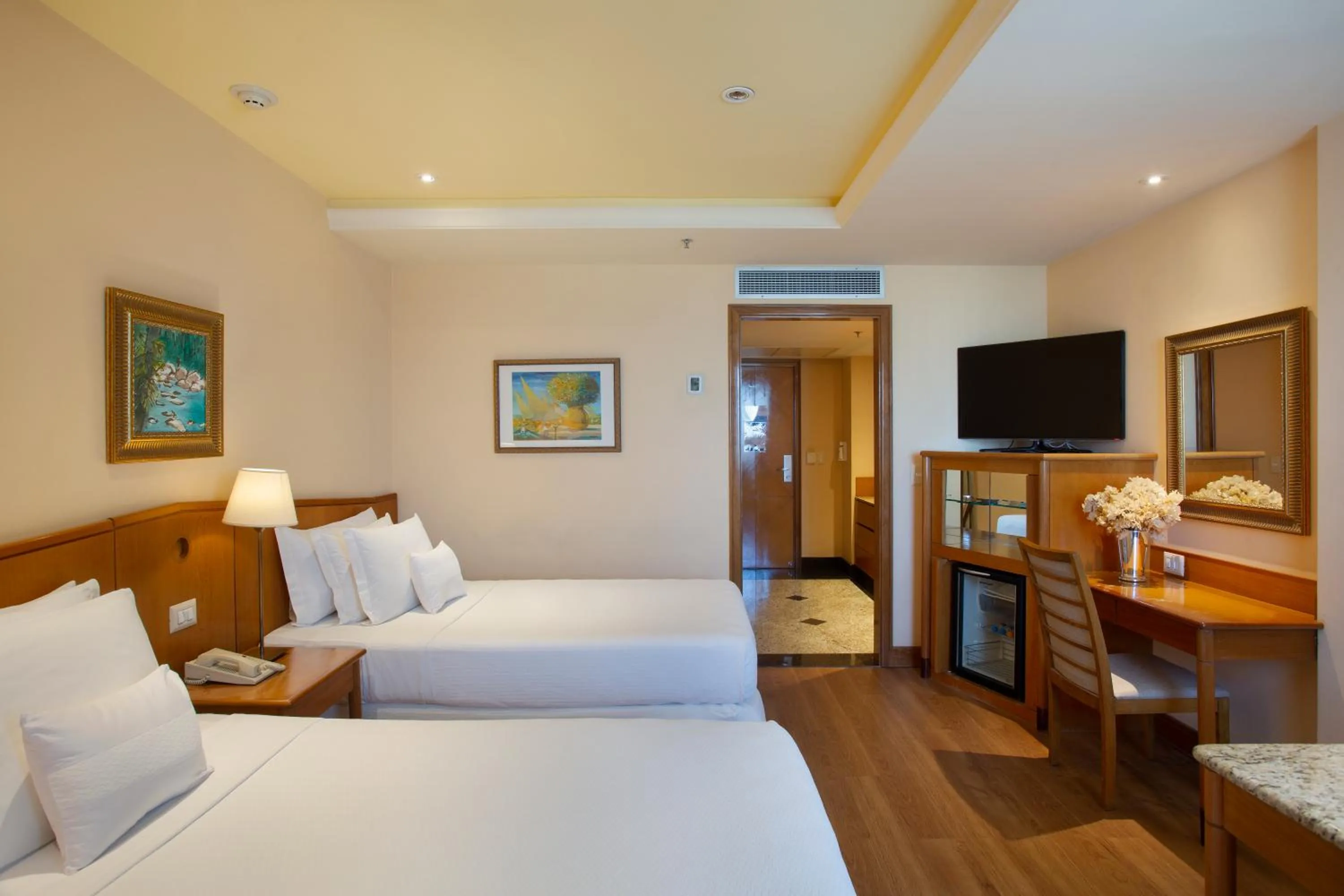 Bed in Windsor Barra Hotel