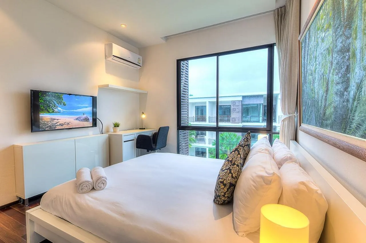 Photo of the whole room, Bed in The Title Comfort Condotel