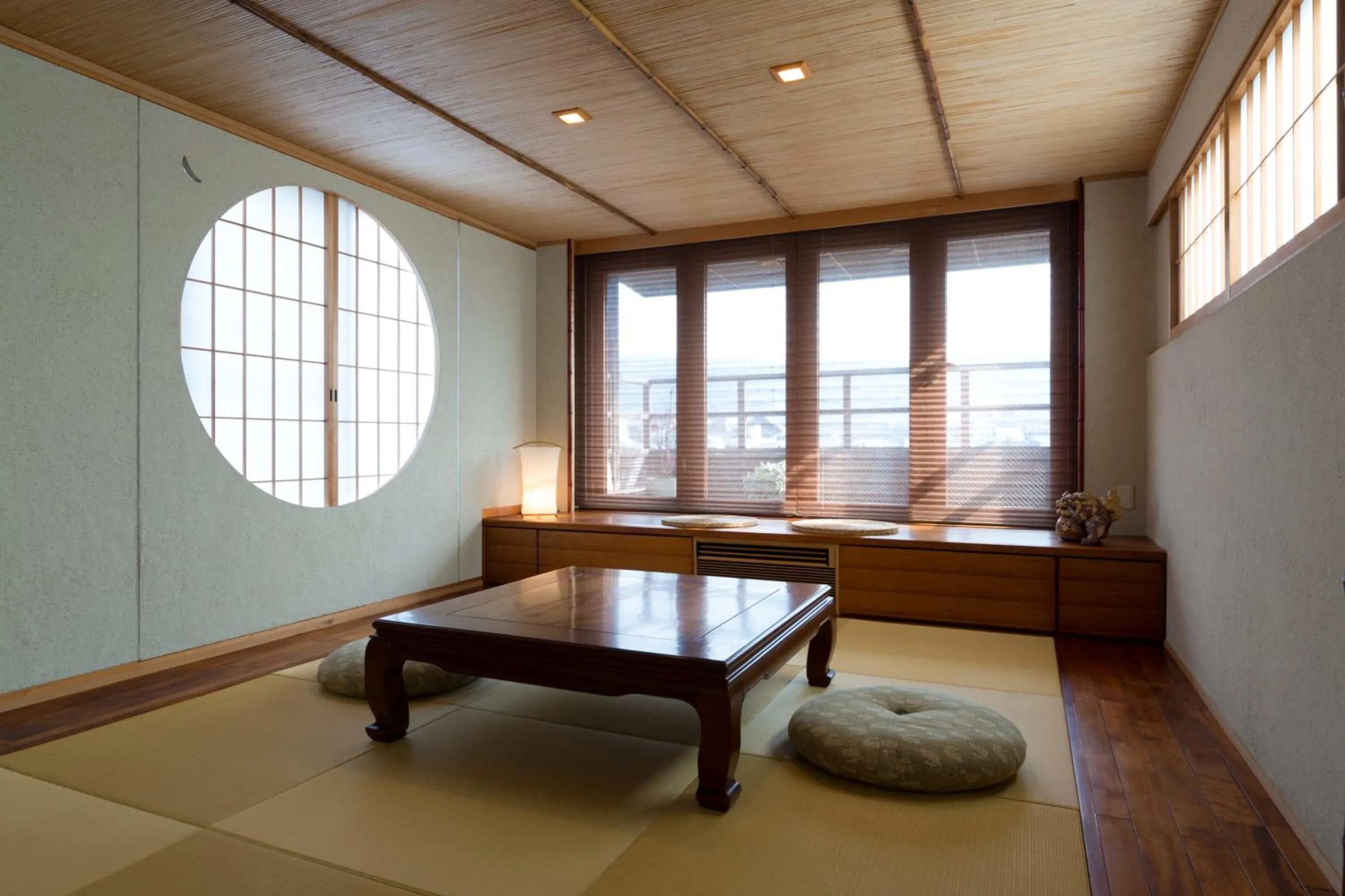 Dining area in Kyotoya Sakuraan