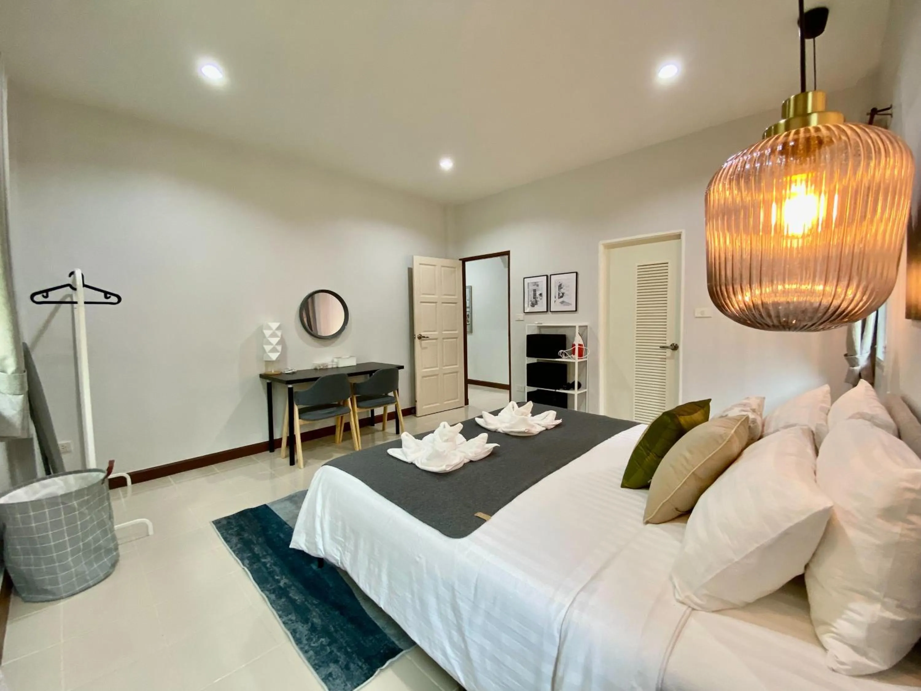 Bed in Baan Patcharintorn Samui