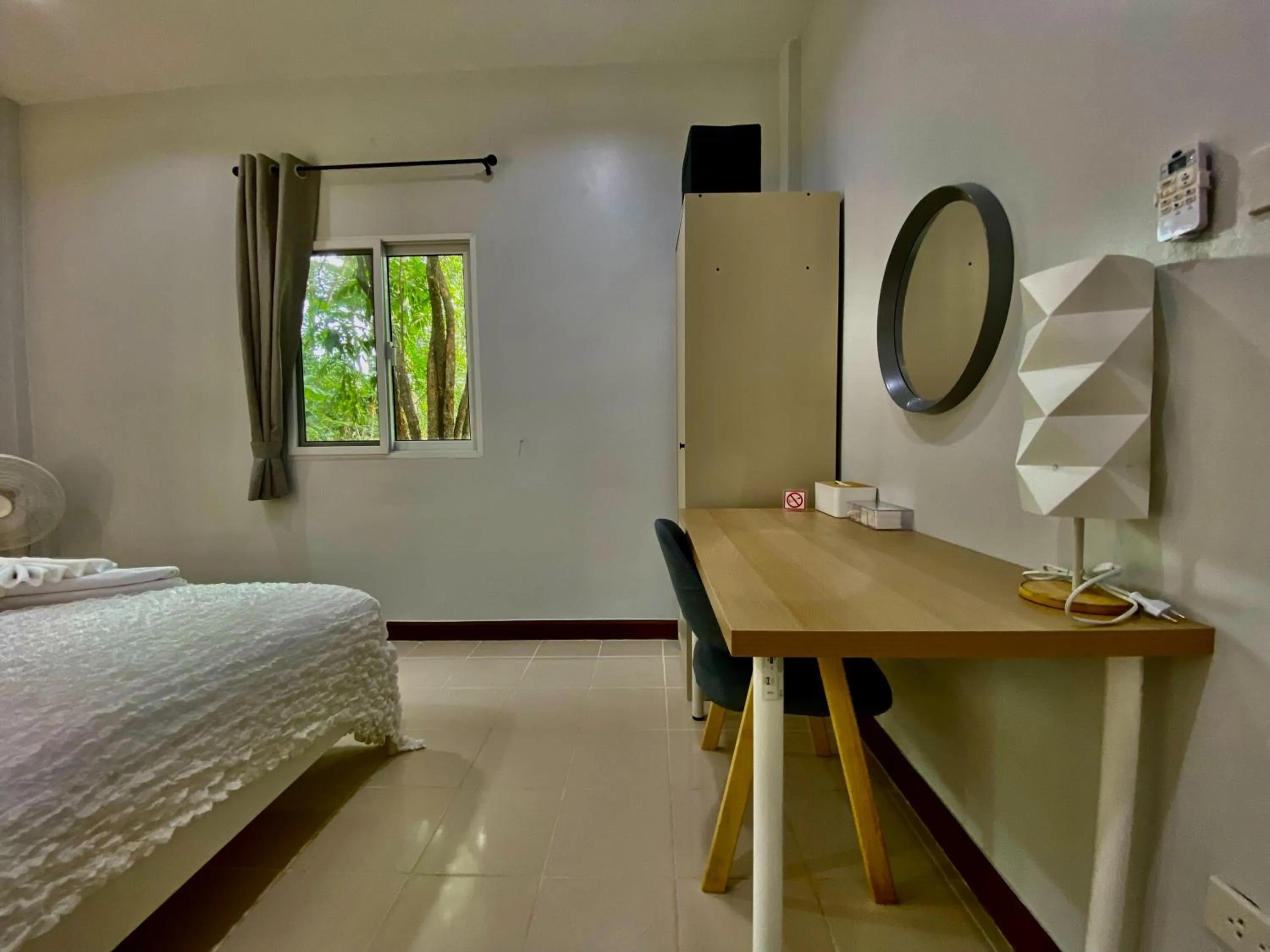 Bed in Baan Patcharintorn Samui