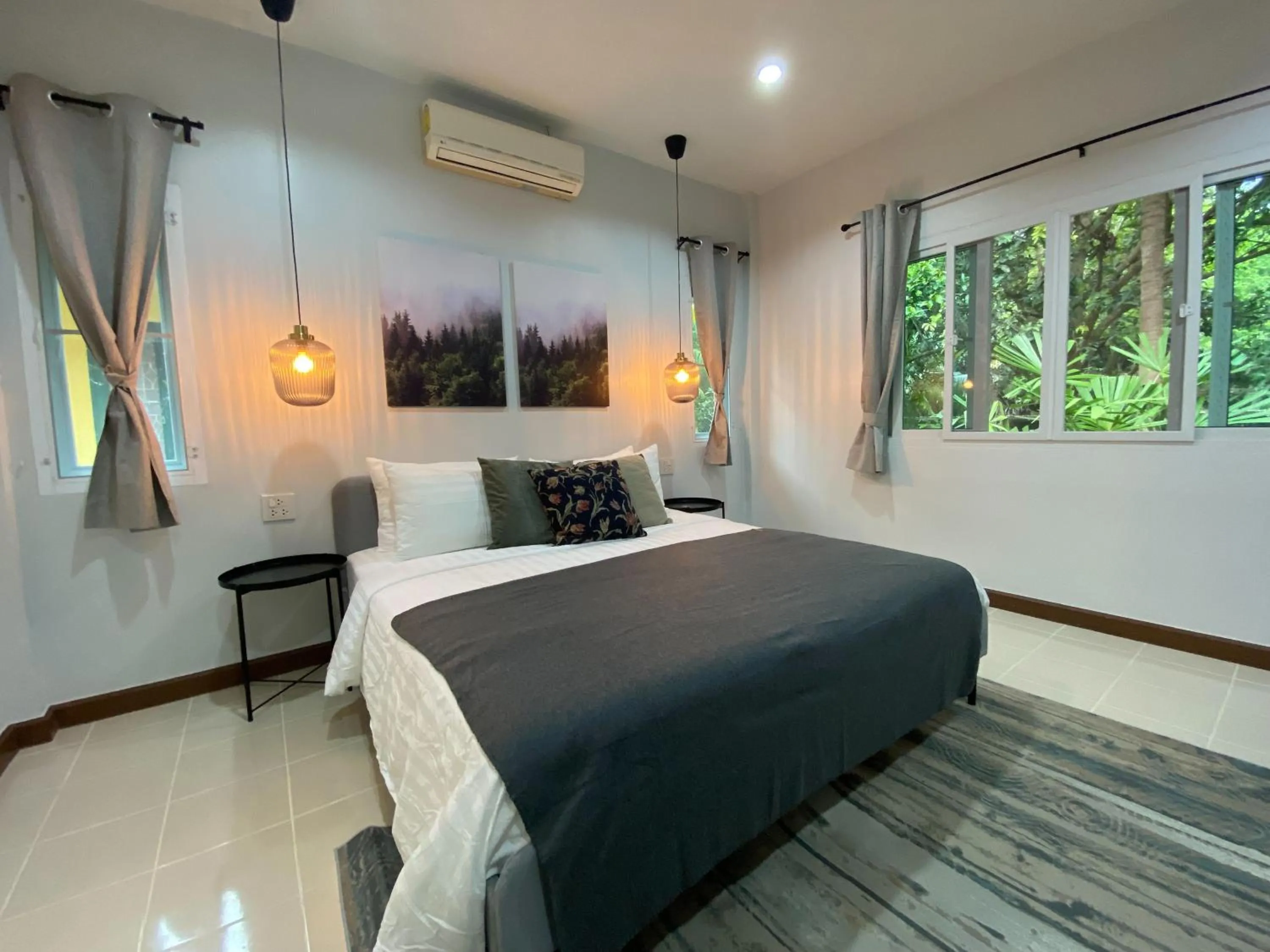 Bed in Baan Patcharintorn Samui
