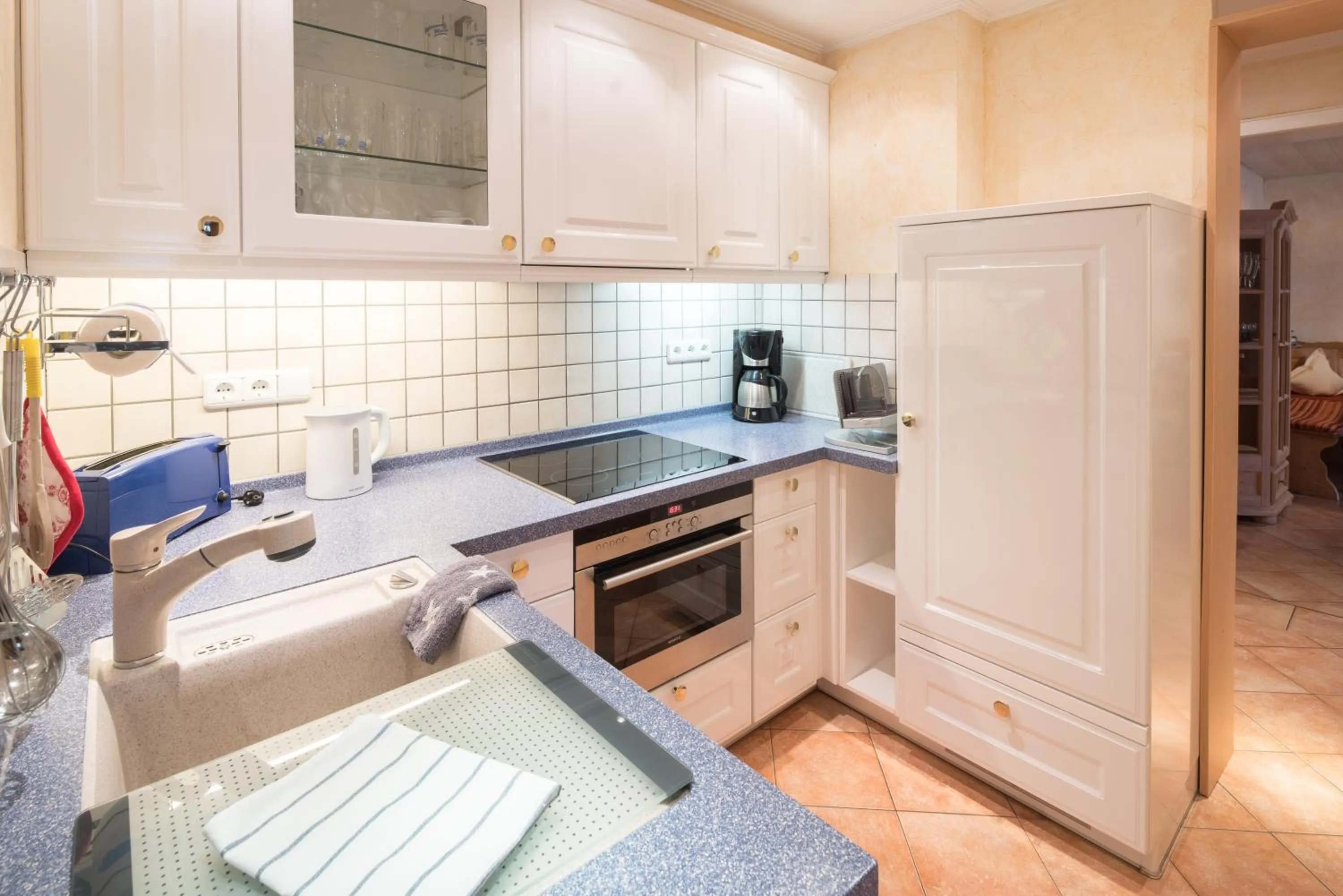 Coffee/tea facilities in Ferienhotel Sonnenheim