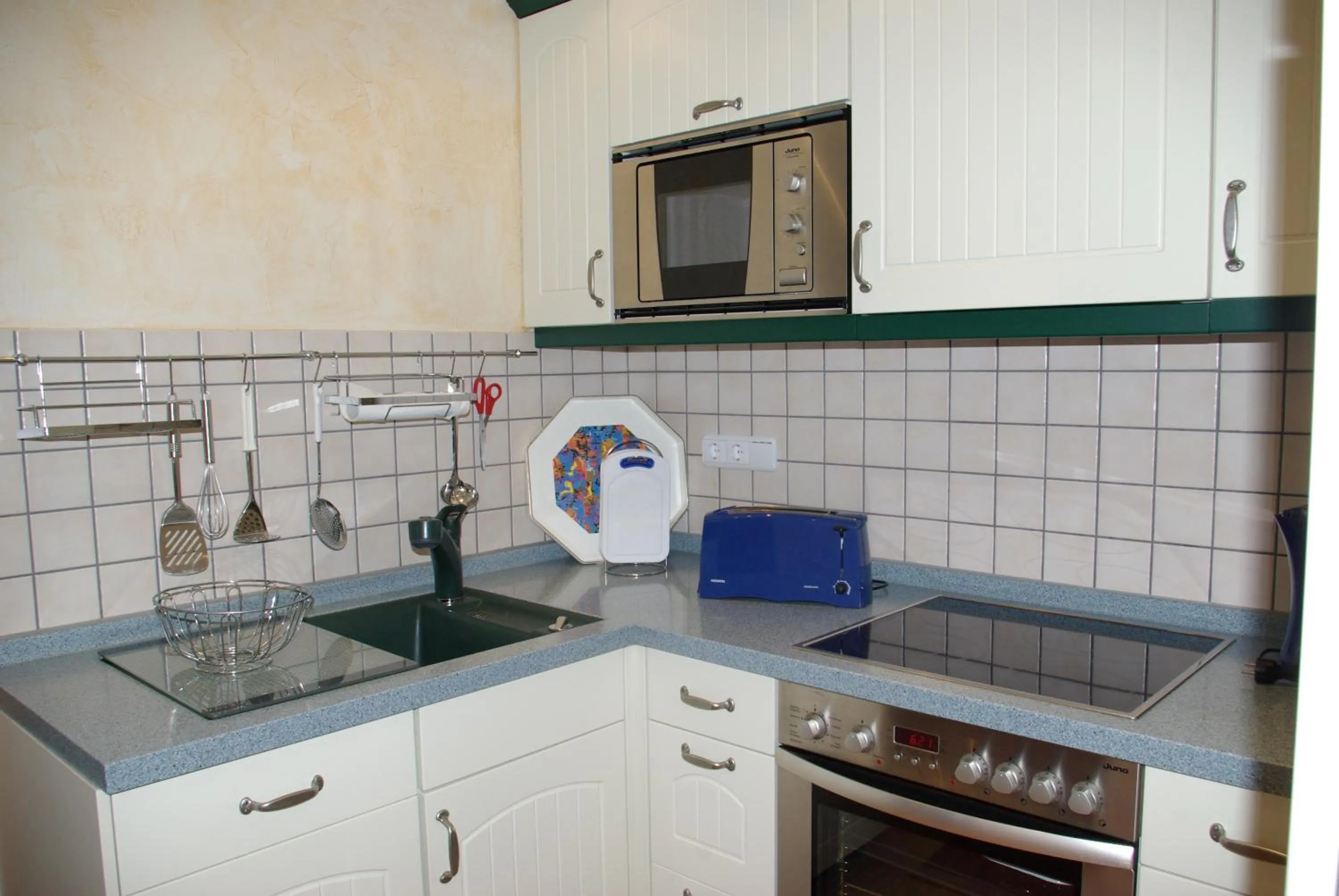 Kitchen or kitchenette in Ferienhotel Sonnenheim