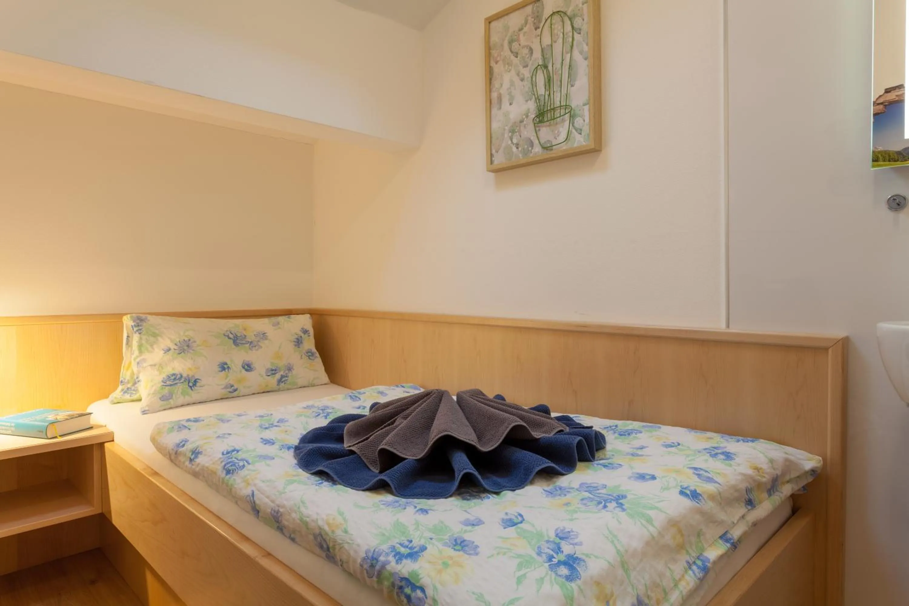 Bedroom, Bed in Ferienhotel Sonnenheim