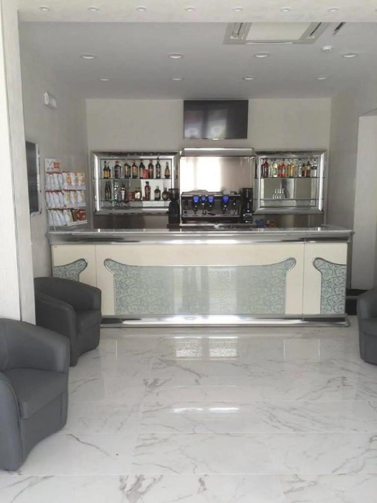 Lounge or bar in Hotel Paladini