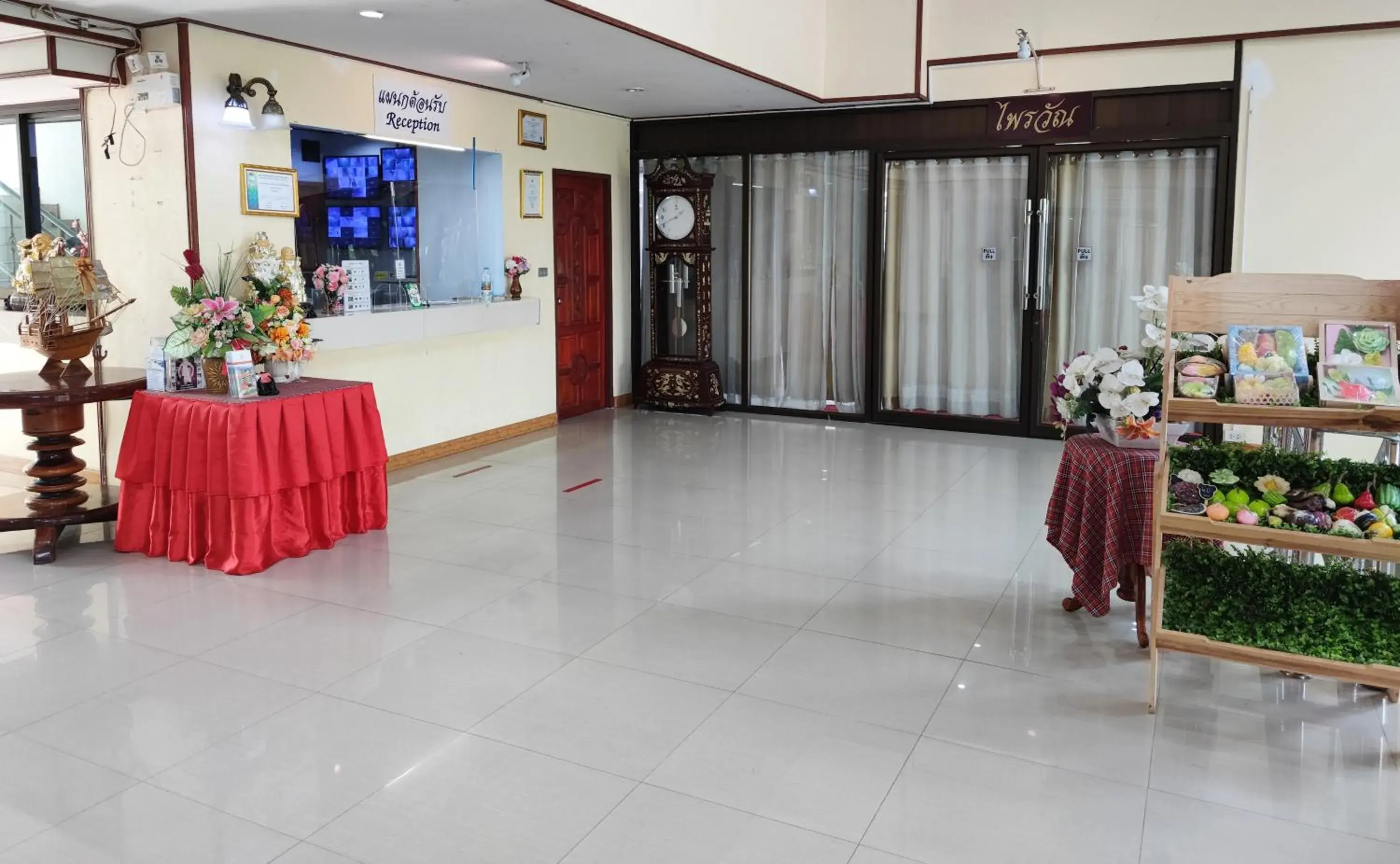 Lobby or reception in Toh Buk Seng Ayutthaya Hotel Lobby or reception in Toh Buk Seng Ayutthaya Hotel