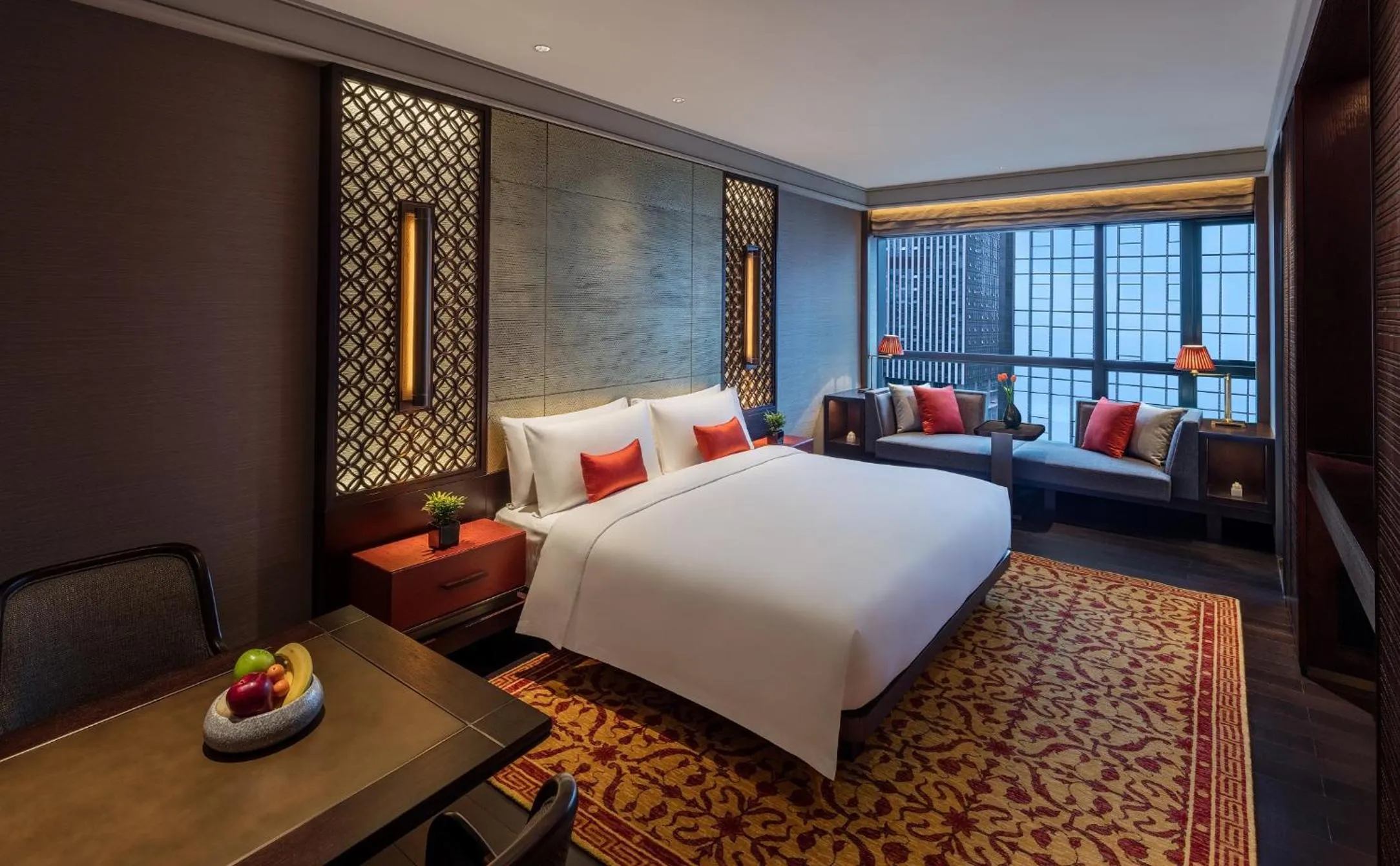 Photo of the whole room, Bed in Regent Chongqing - Complimentary 1st round mini bar daily