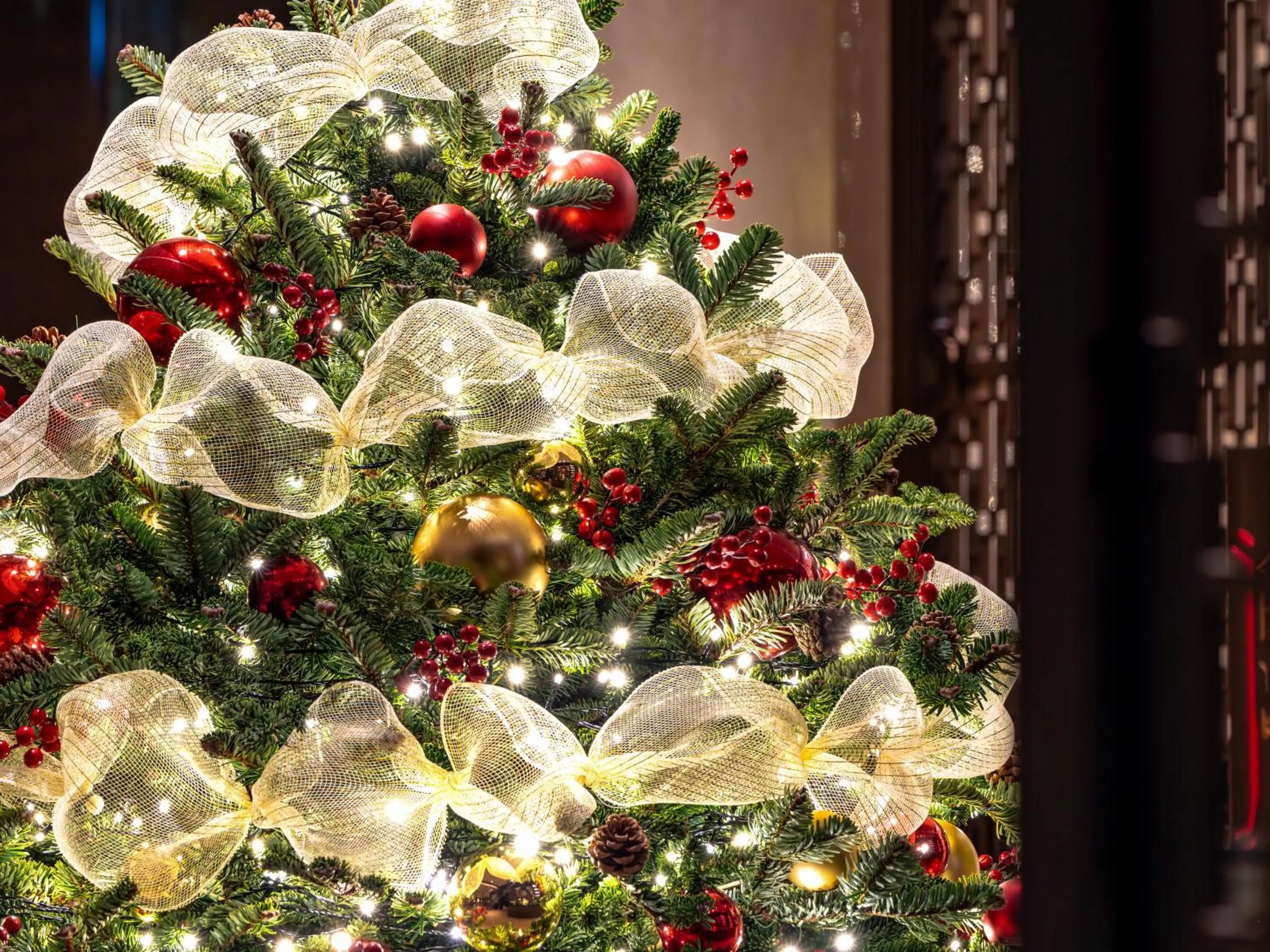 Decorative detail in Regent Chongqing - Complimentary 1st round mini bar daily