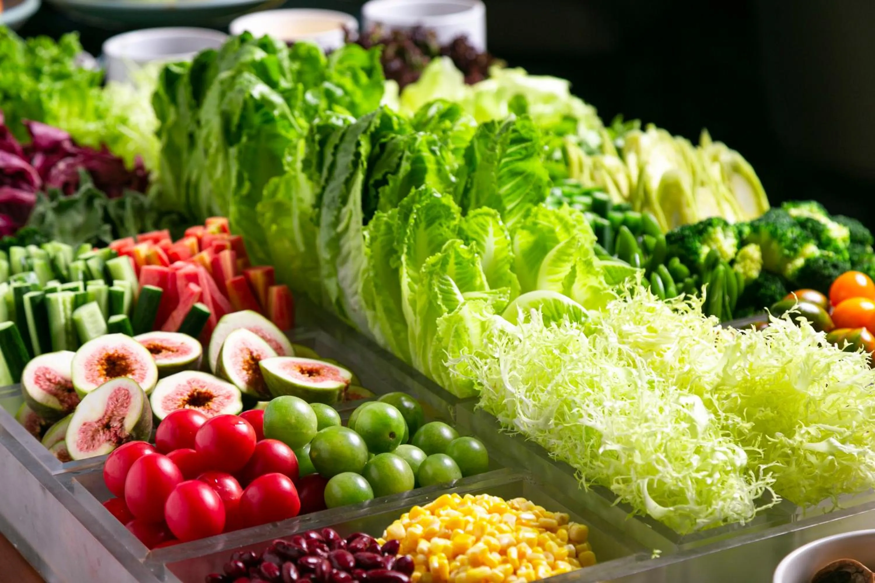 Restaurant/places to eat in Regent Chongqing - Complimentary 1st round mini bar daily