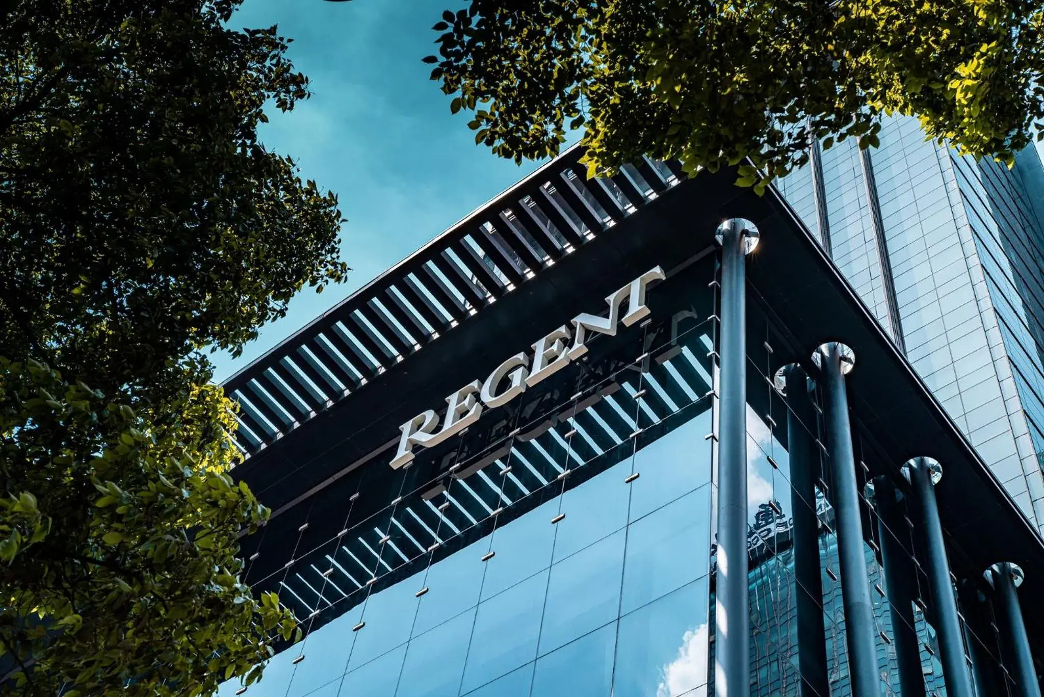 Property building in Regent Chongqing - Complimentary 1st round mini bar daily Property building in Regent Chongqing - Complimentary 1st round mini bar daily