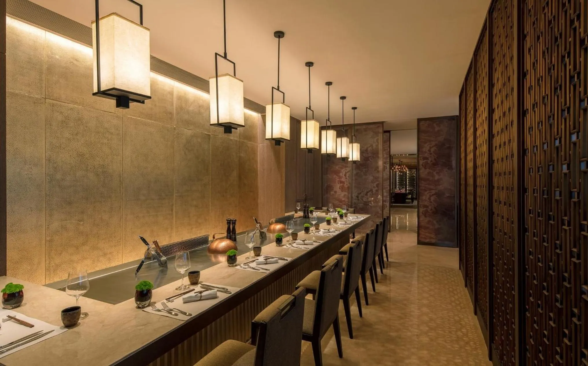 Restaurant/places to eat in Regent Chongqing - Complimentary 1st round mini bar daily