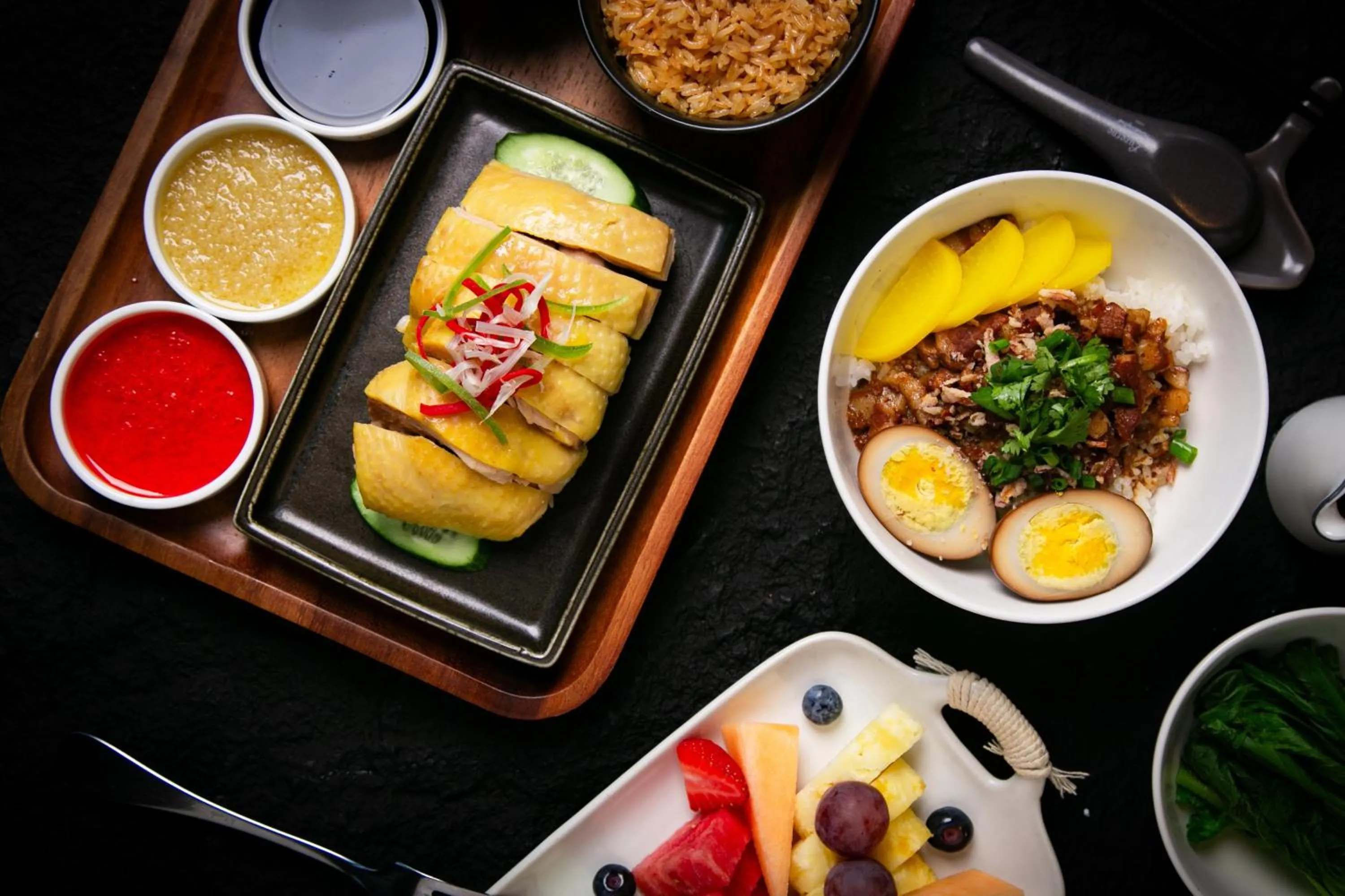 Photo of the whole room in Regent Chongqing - Complimentary 1st round mini bar daily