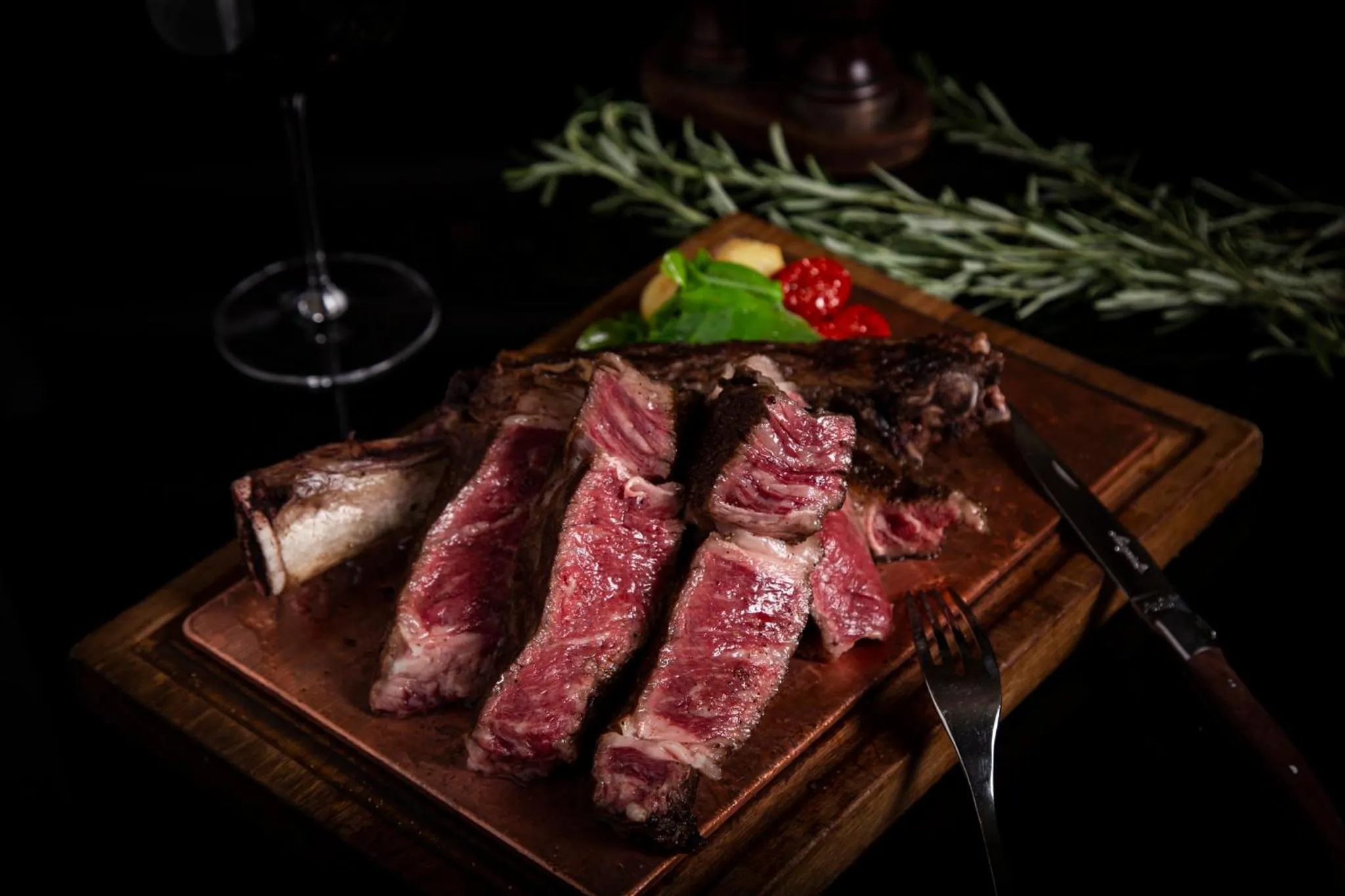 Restaurant/places to eat in Regent Chongqing - Complimentary 1st round mini bar daily