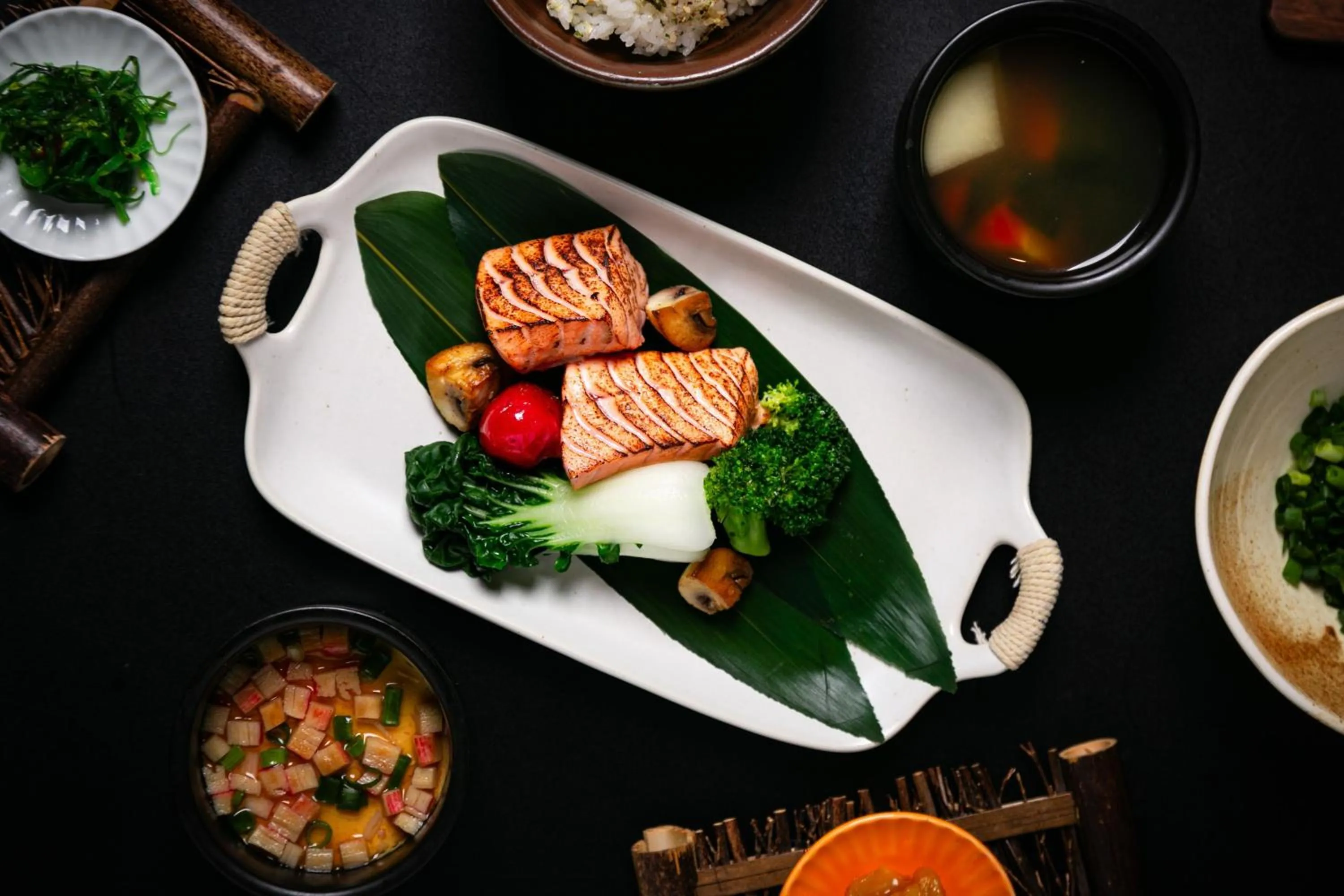 Photo of the whole room in Regent Chongqing - Complimentary 1st round mini bar daily