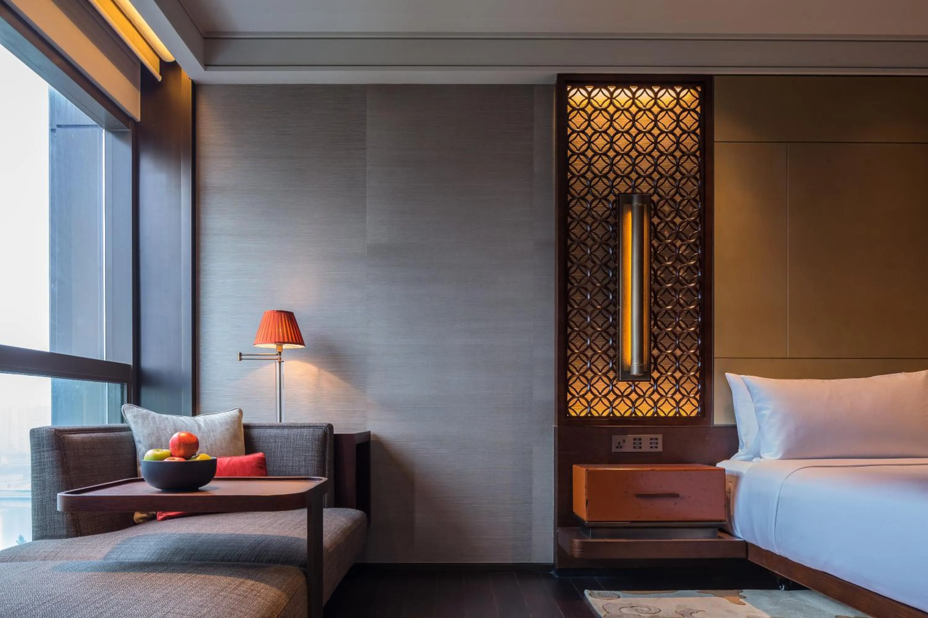 Photo of the whole room, Bed in Regent Chongqing - Complimentary 1st round mini bar daily