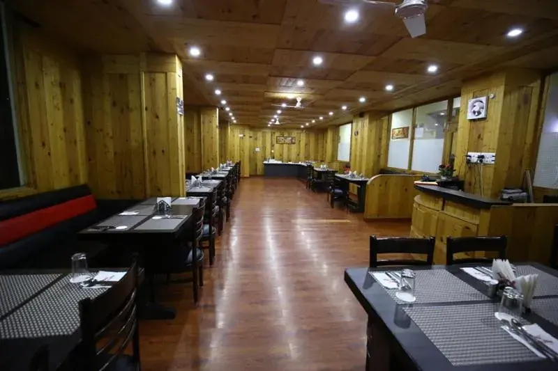 Restaurant/places to eat in Hotels Apple Nest Restaurant/places to eat in Hotels Apple Nest