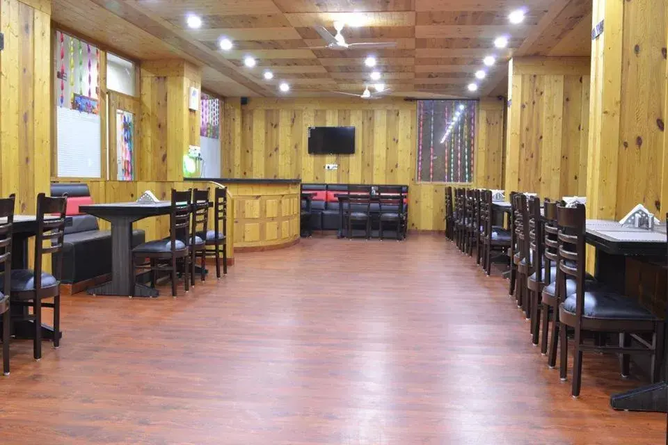 Restaurant/places to eat in Hotels Apple Nest Restaurant/places to eat in Hotels Apple Nest