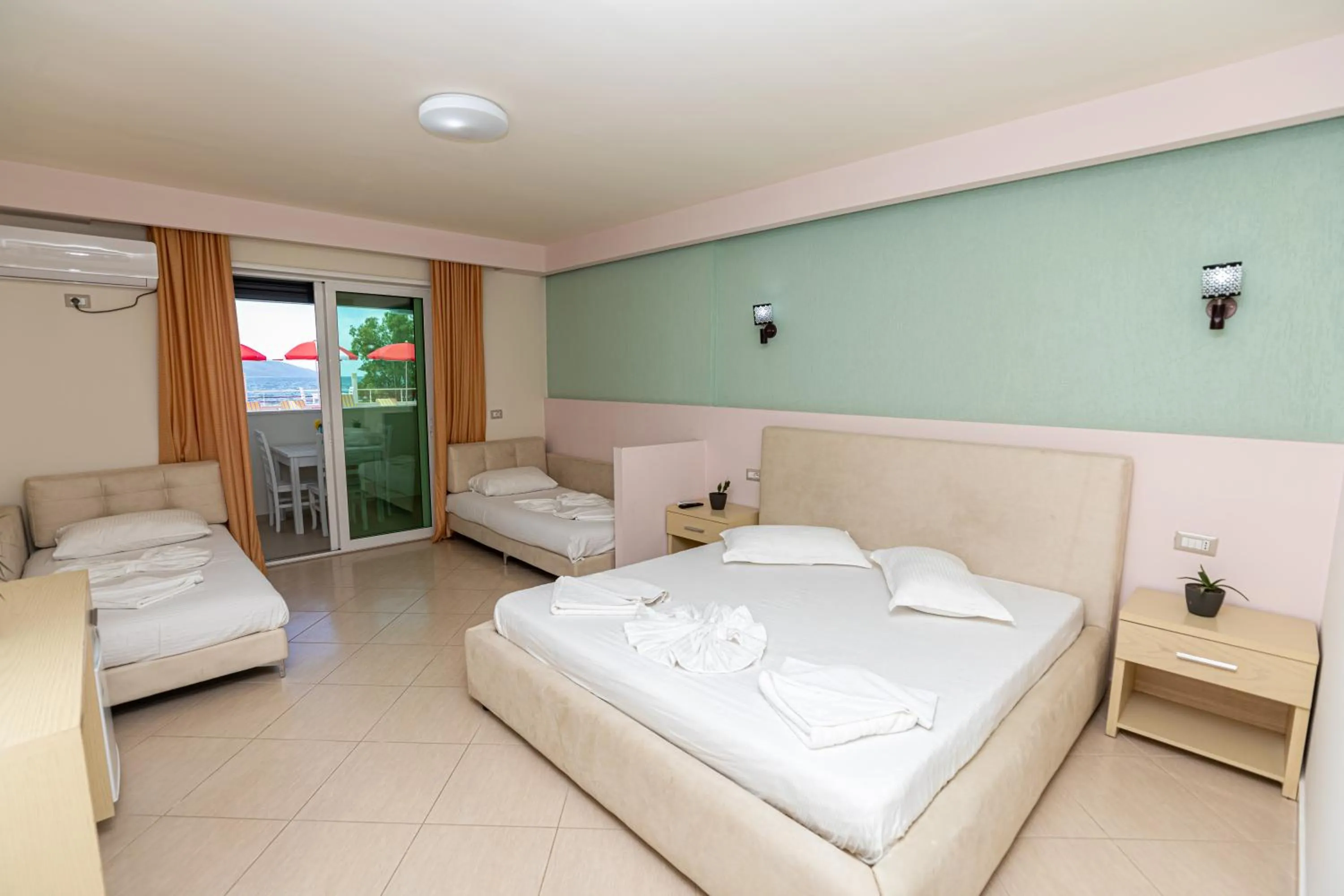 Bed in Hotel Picasso