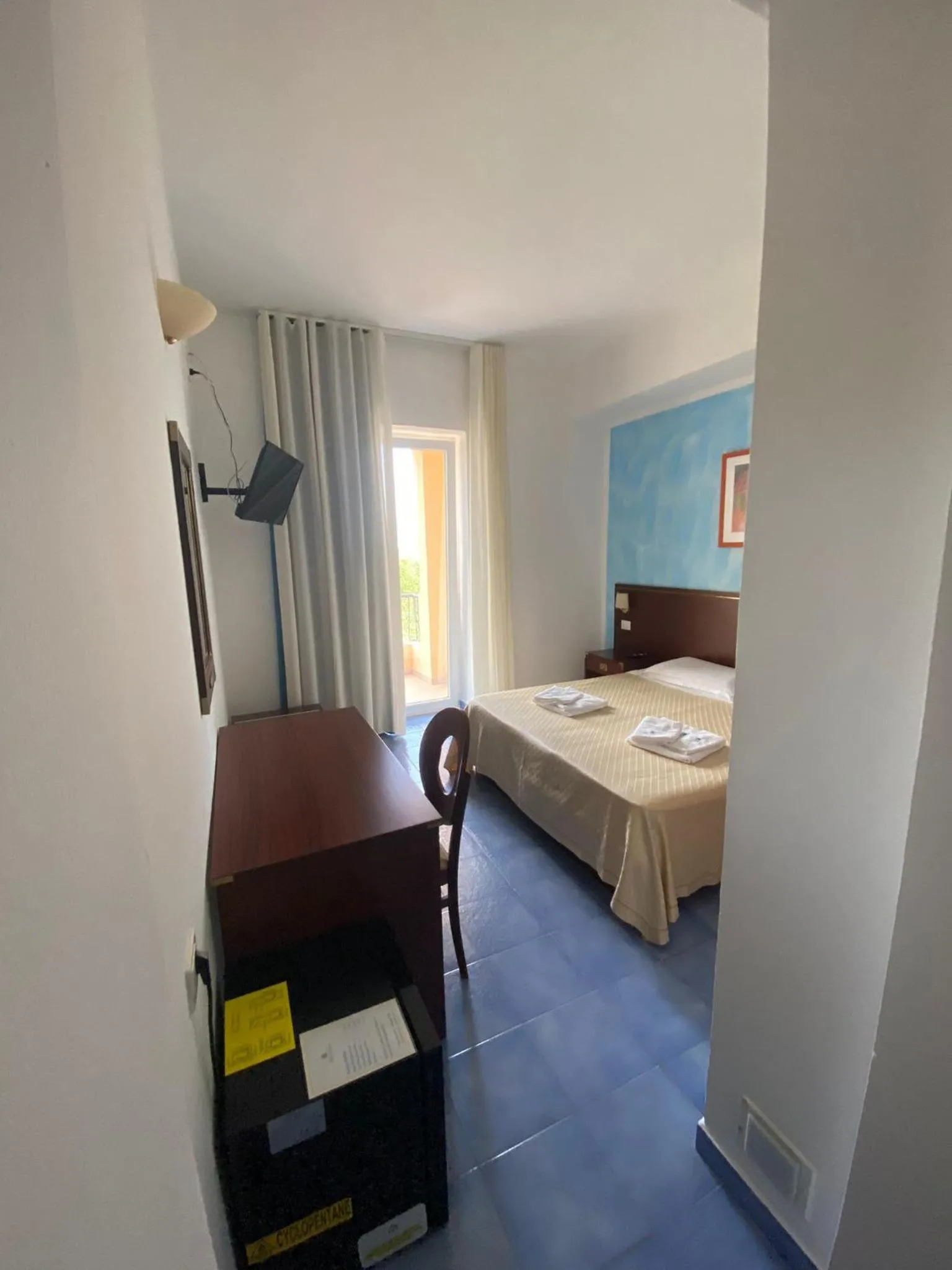 Bed in Hotel America