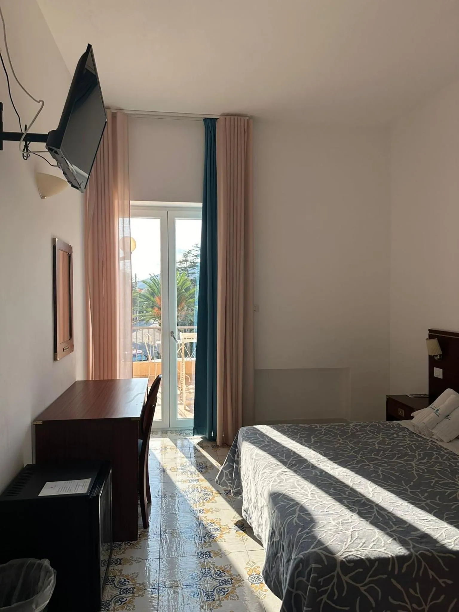 Bedroom, Bed in Hotel America