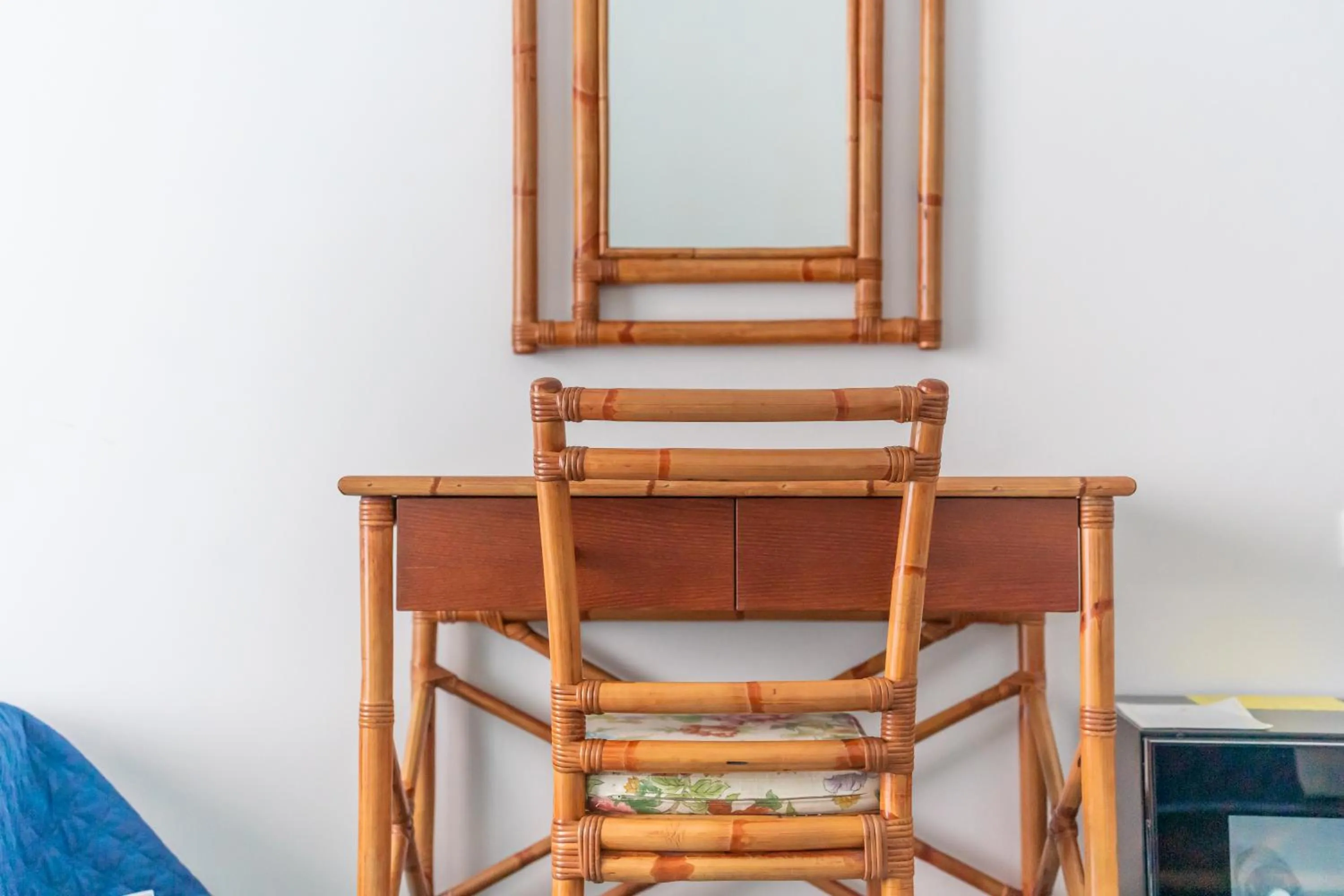 Decorative detail in Hotel America