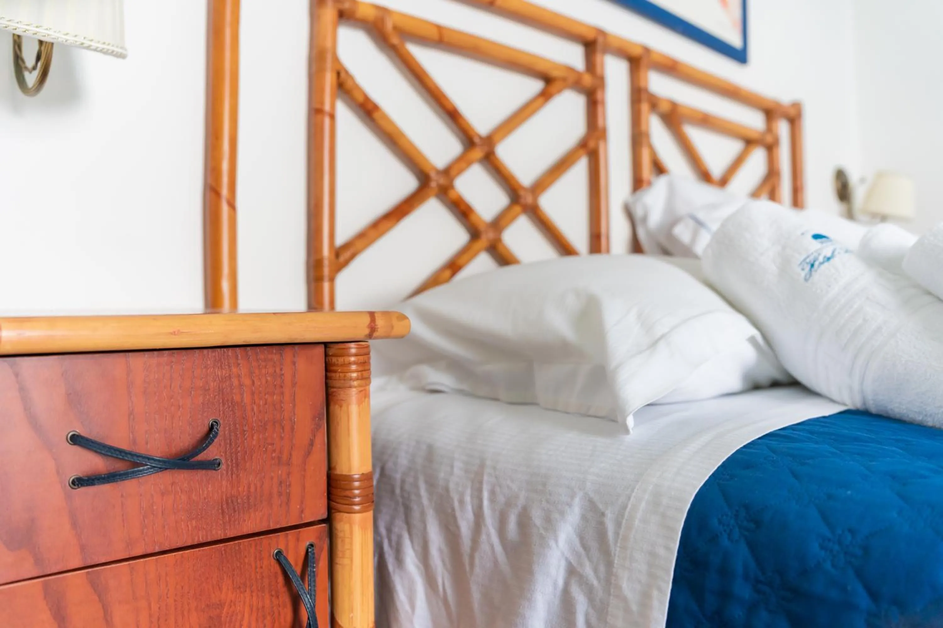 Photo of the whole room, Bed in Hotel America