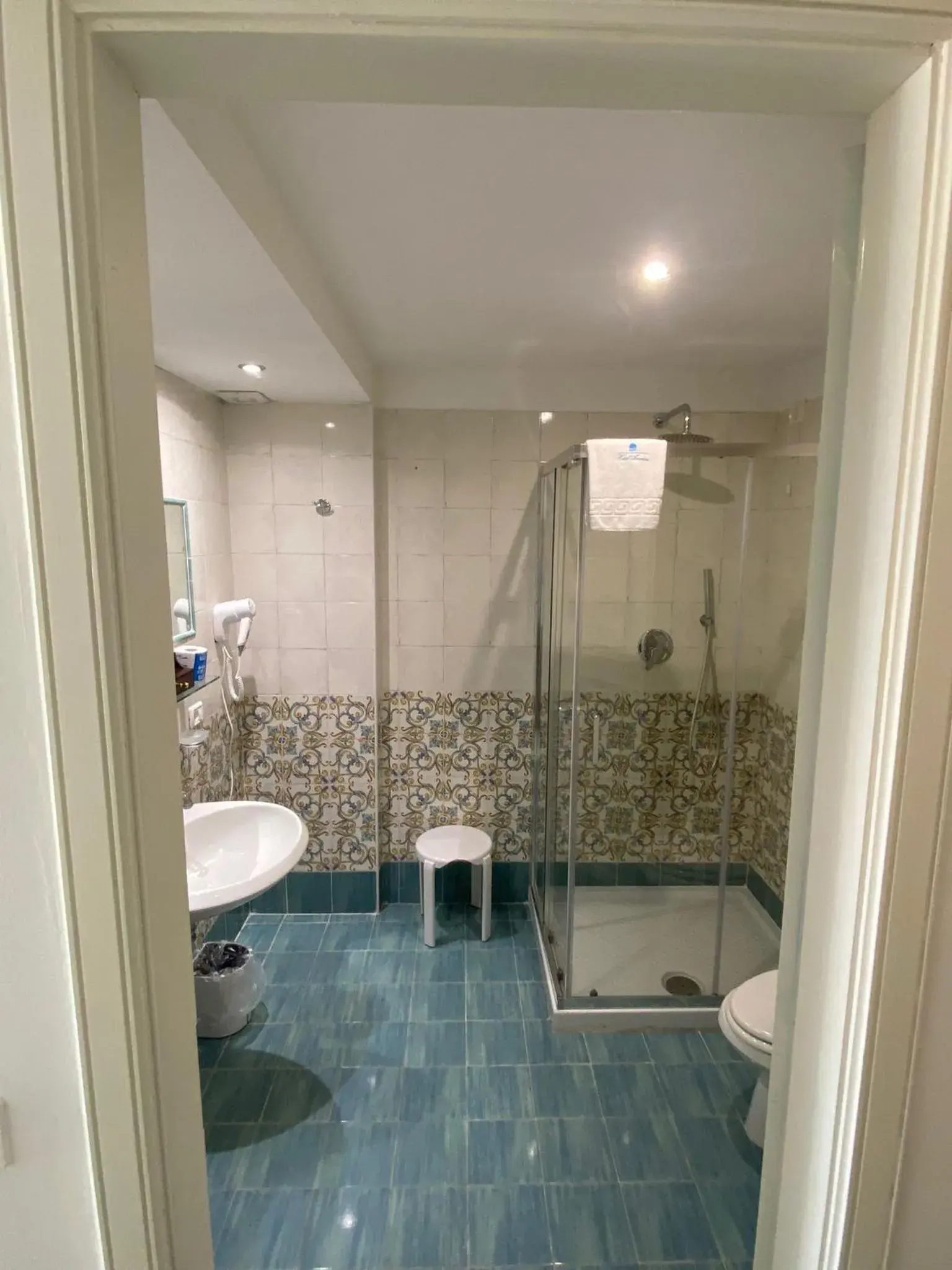 Standard Family Room in Hotel America Standard Family Room in Hotel America