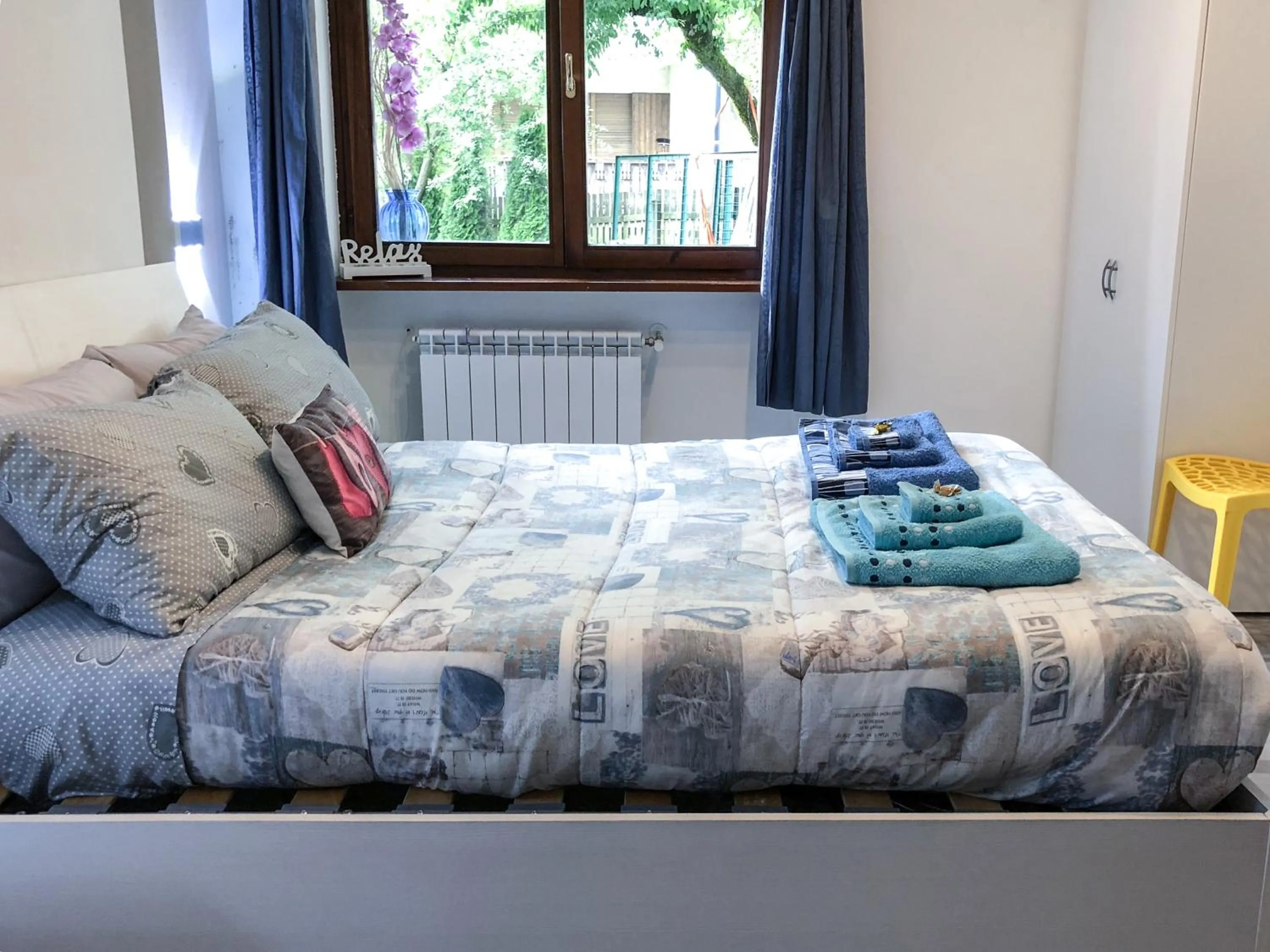 Decorative detail, Bed in Central Greenlife