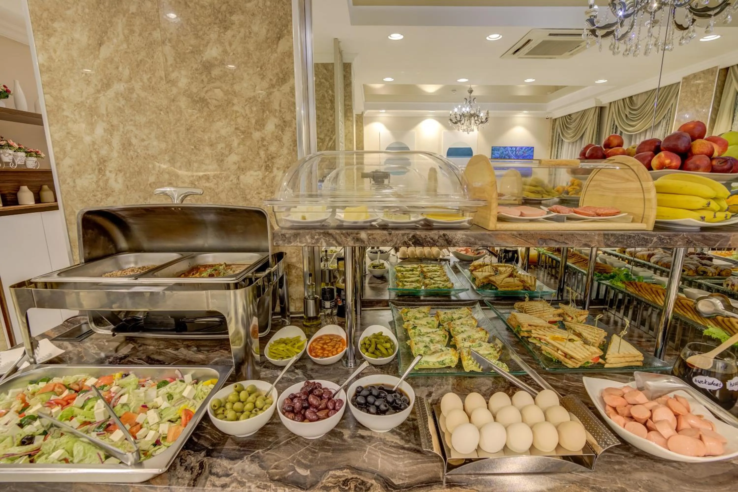 Property building in Hotel Lulu