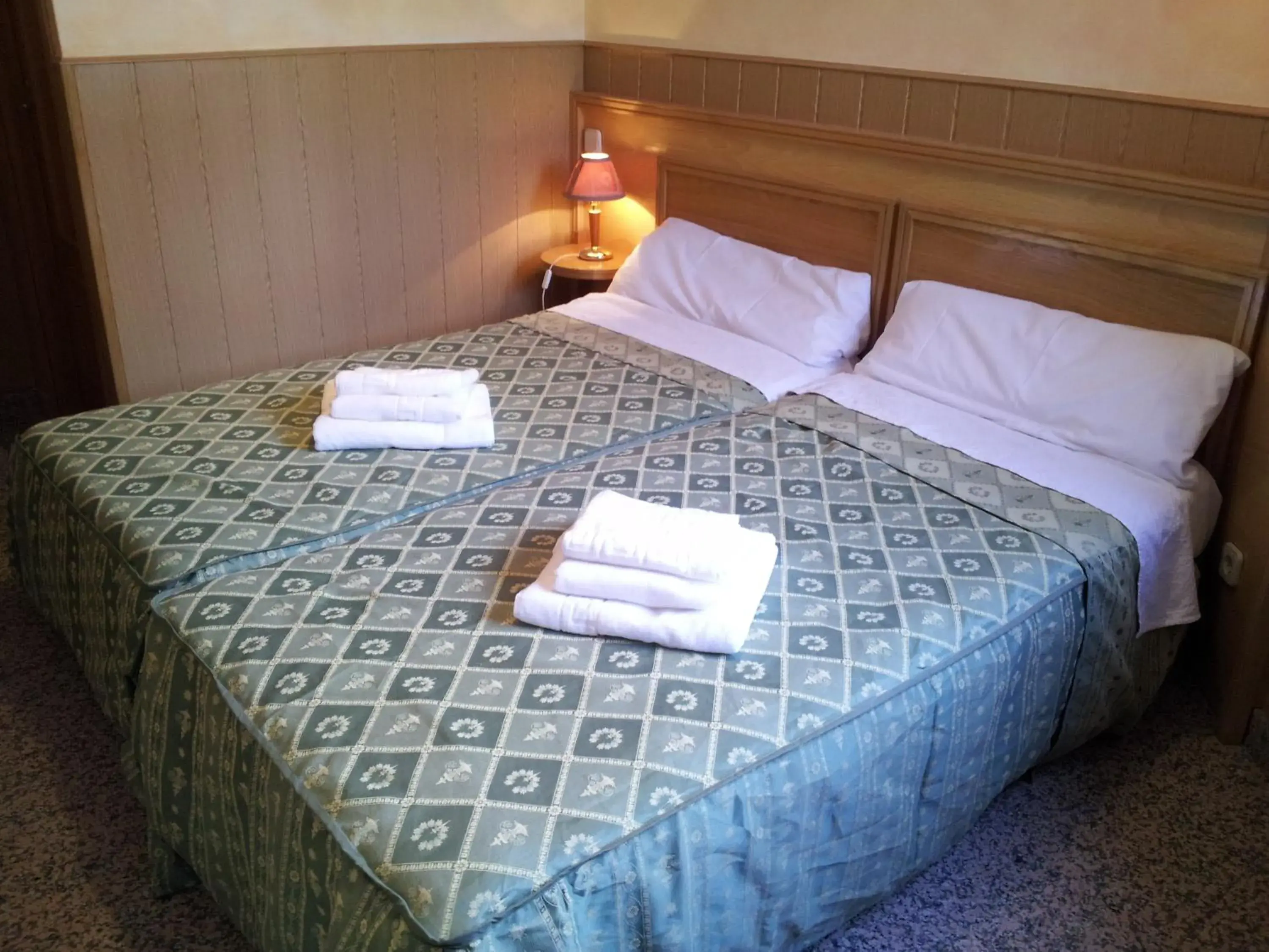 Bed in Hostal Juan XXIII Bed in Hostal Juan XXIII