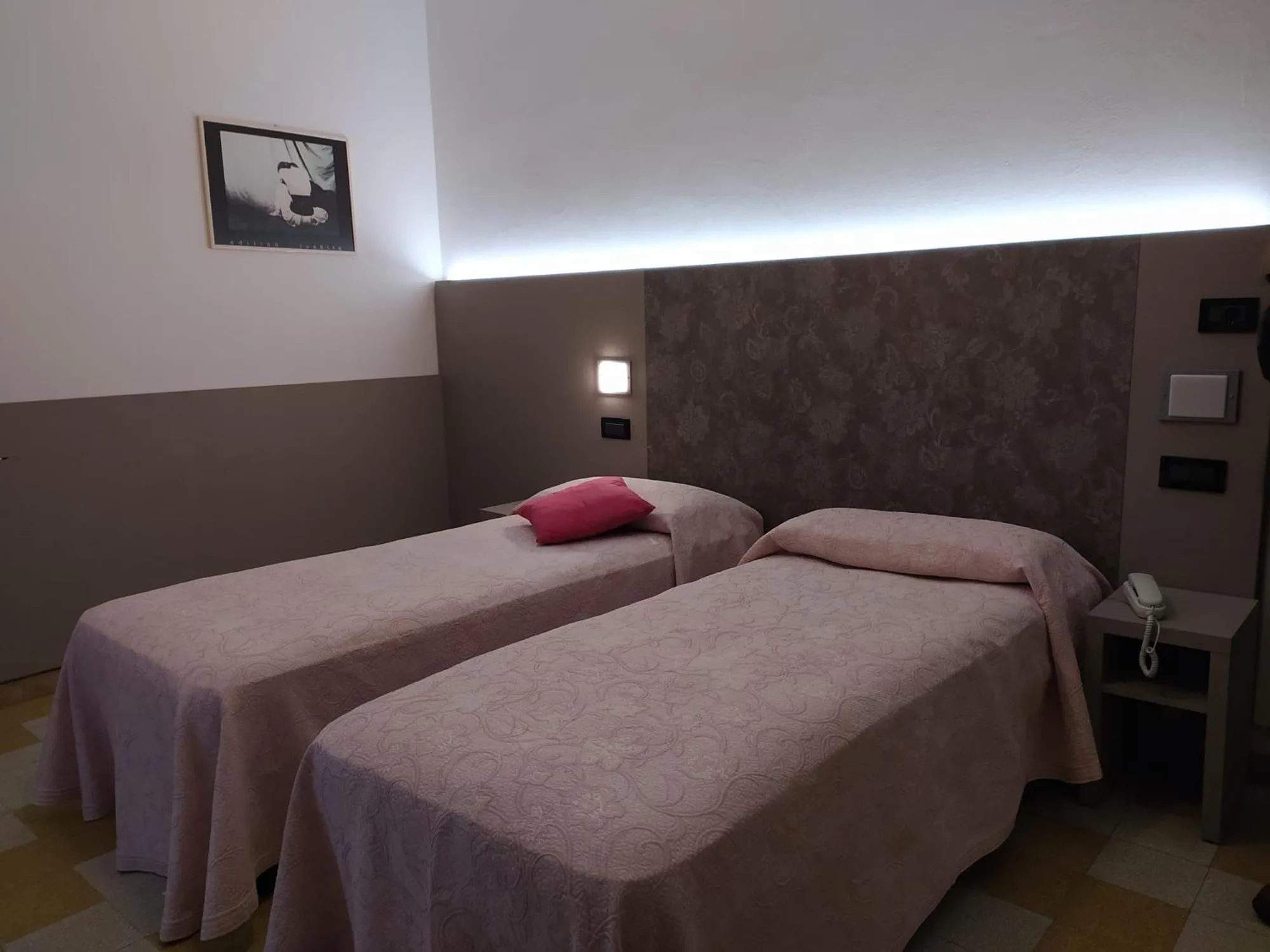 Bedroom, Bed in San Giorgio Savoia