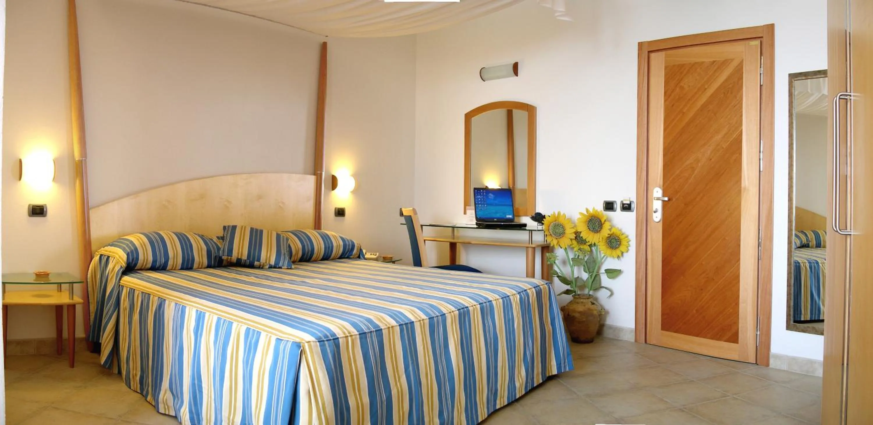 Bedroom, Bed in San Giorgio Savoia