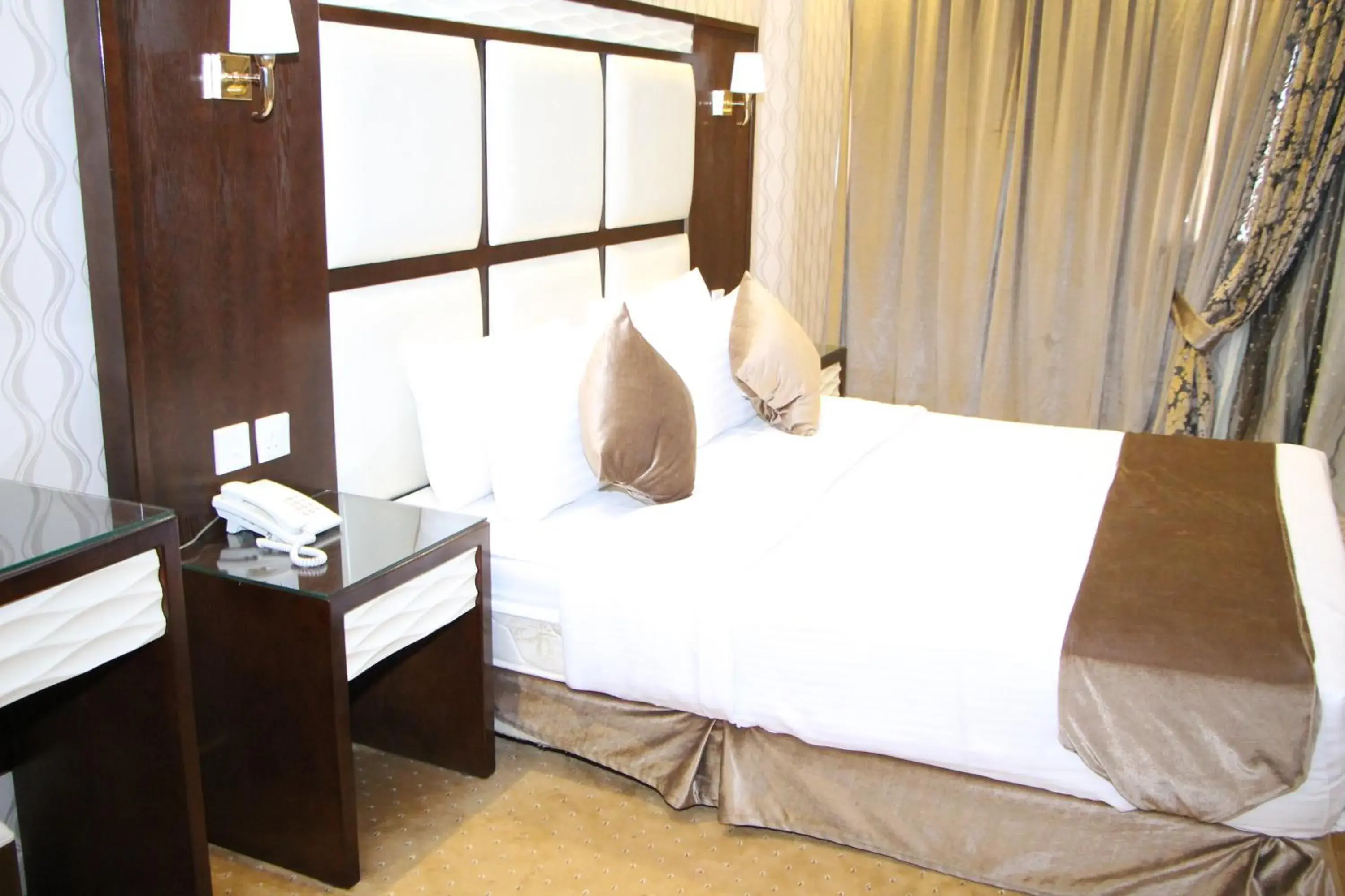 Junior Suite Double in Al Muhaidb Residence Al Dowally Junior Suite Double in Al Muhaidb Residence Al Dowally