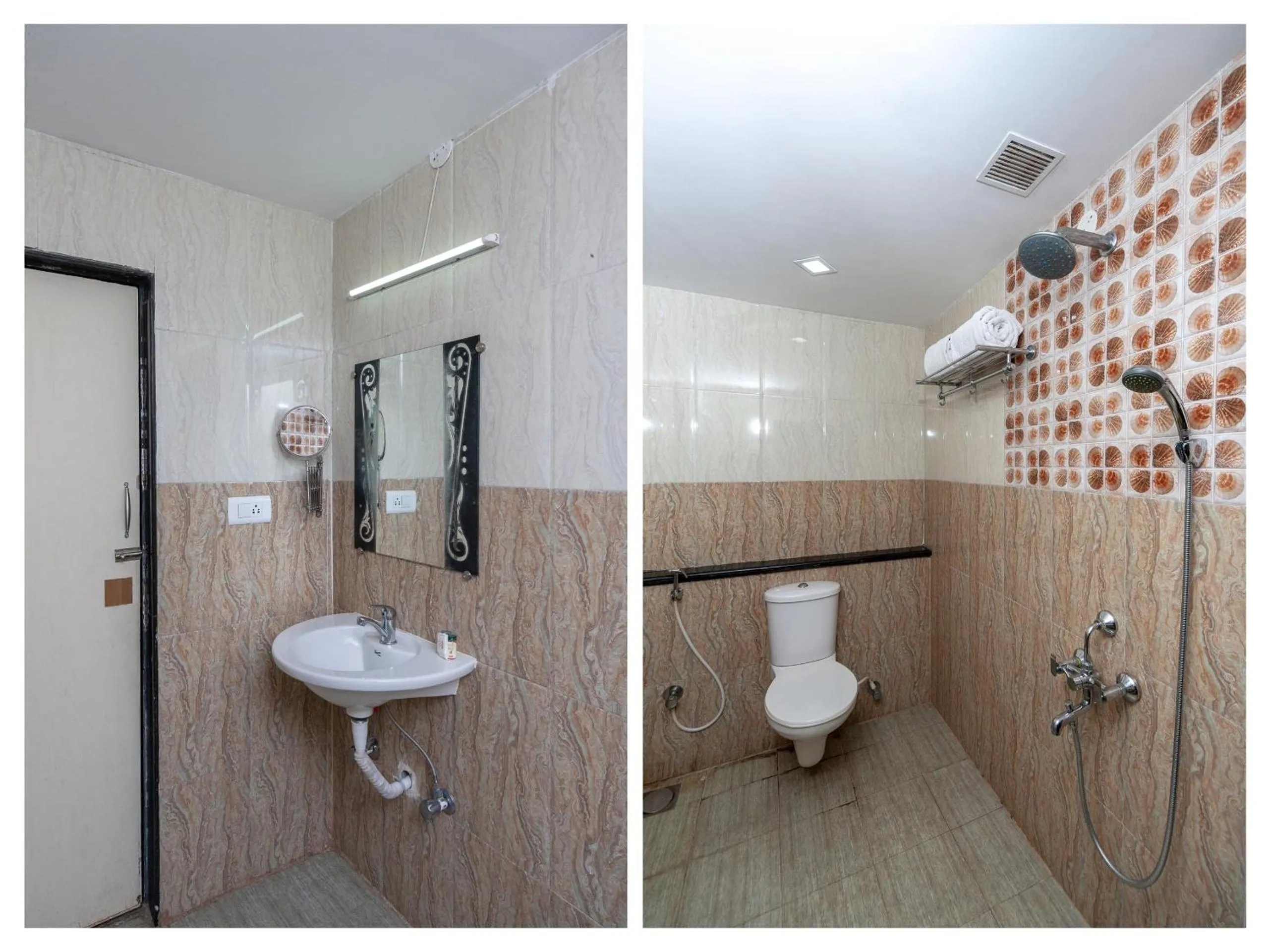 Bathroom in Hotel Sumi Palace