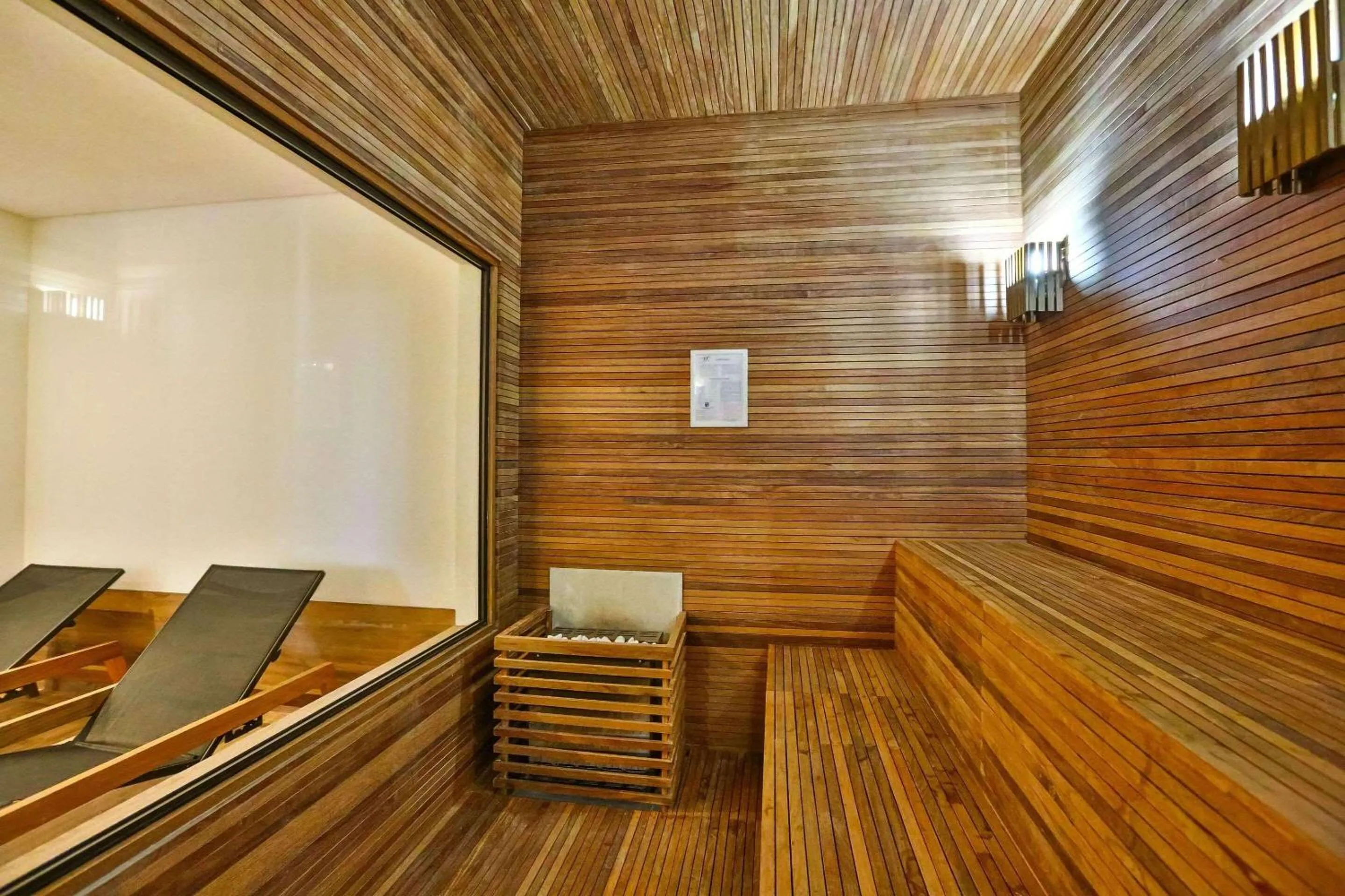 Spa and wellness centre/facilities in Radisson RED Campinas