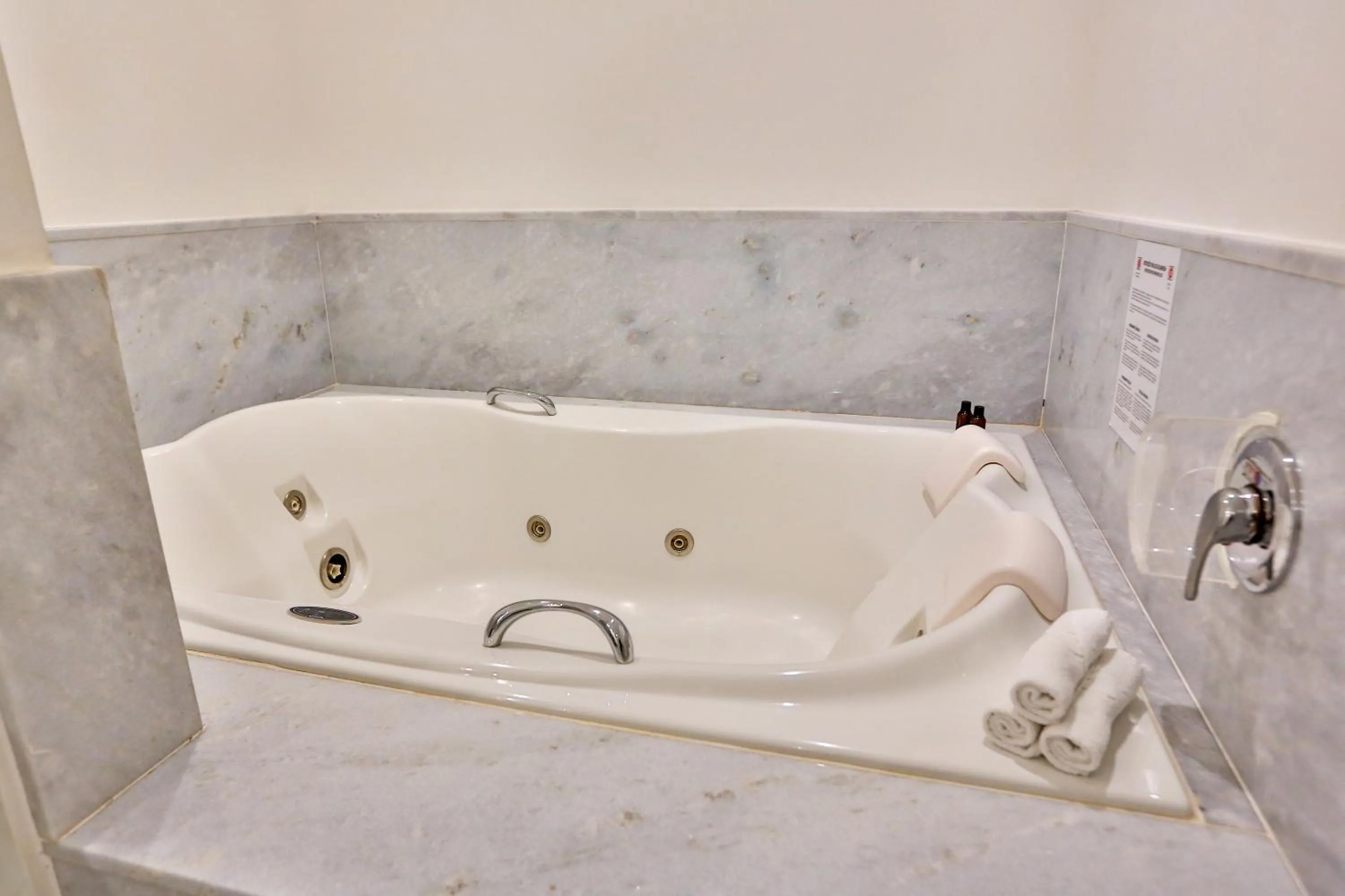 Bathroom in Radisson RED Campinas