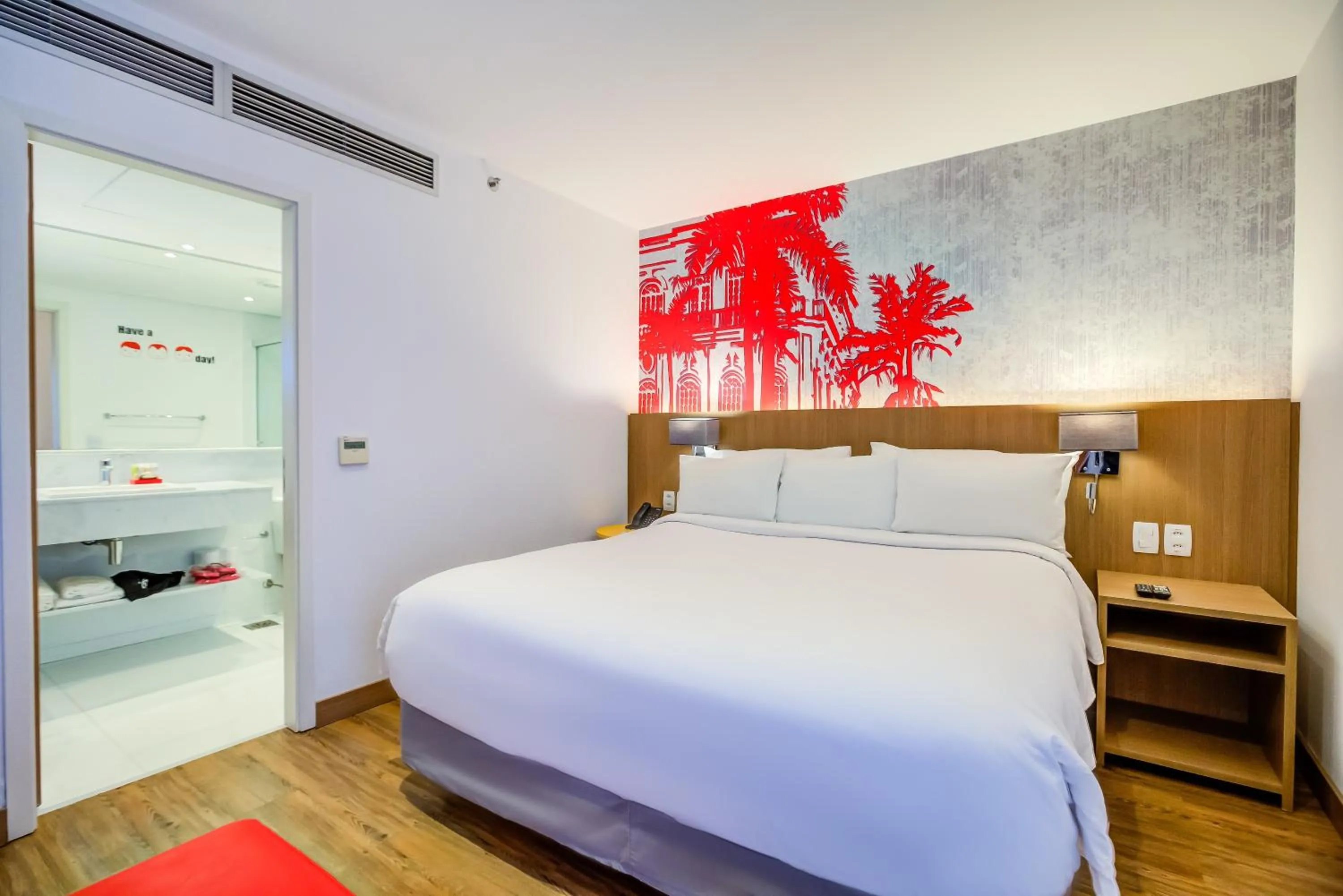 Bed in Radisson RED Campinas