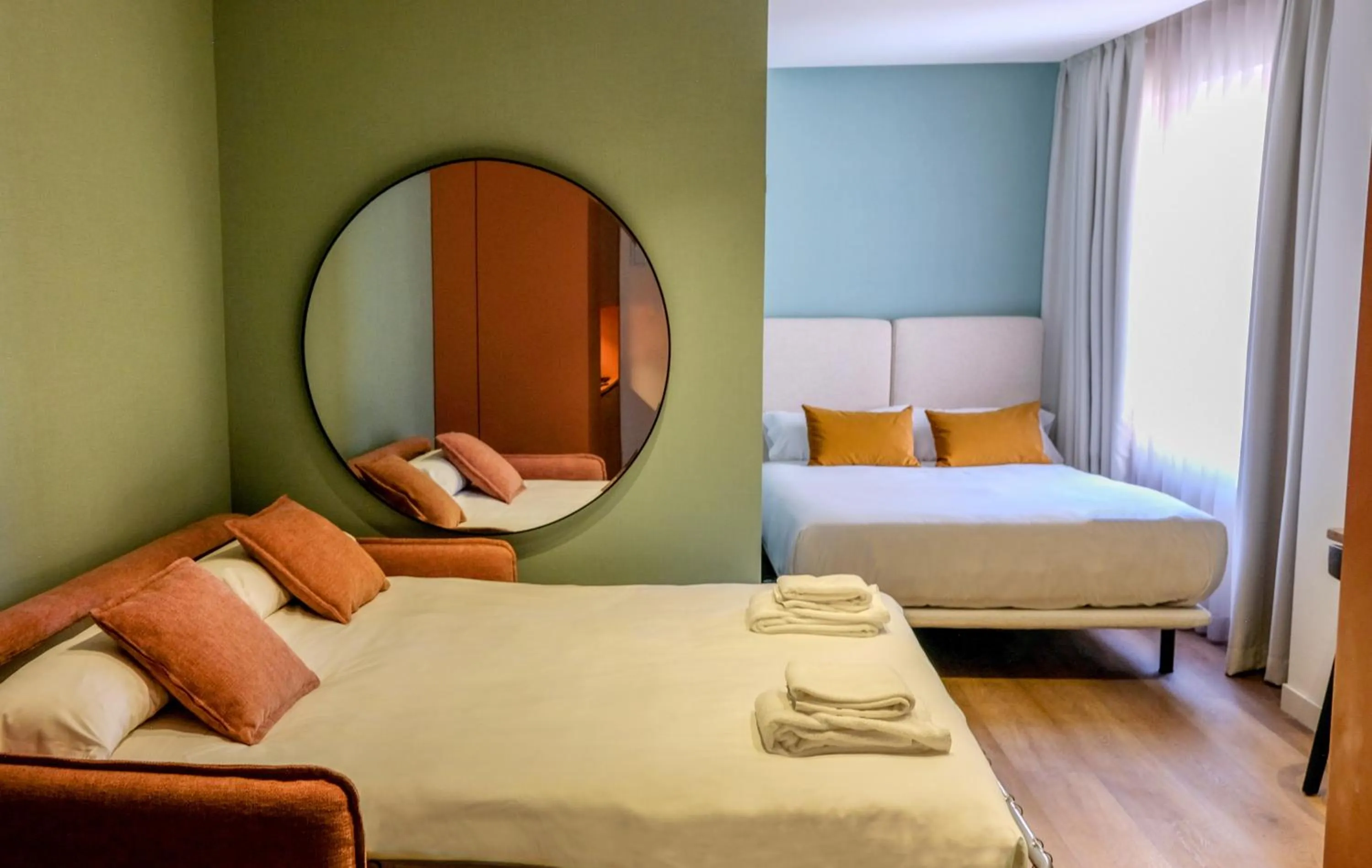 Photo of the whole room, Bed in Tribu Malasaña